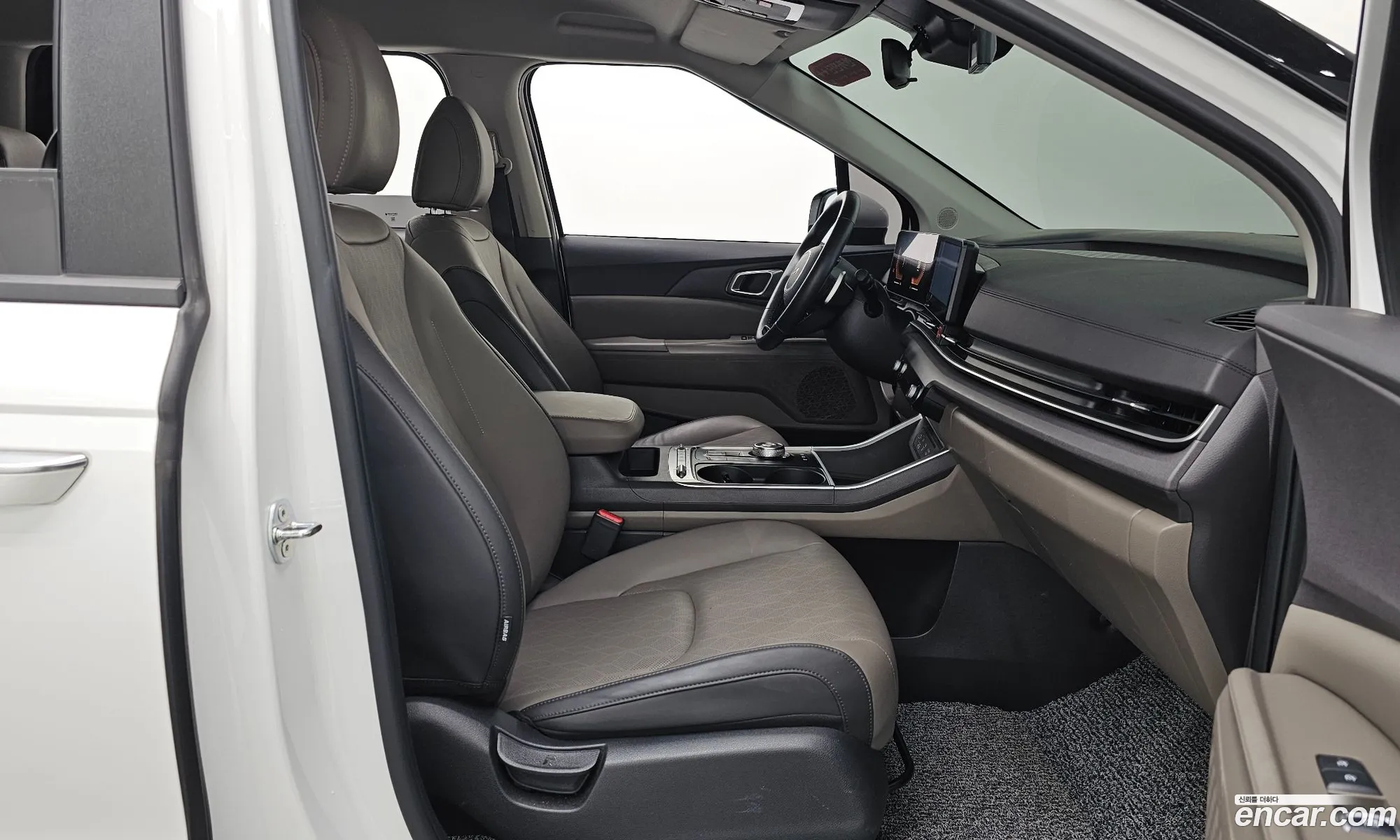 Kia Carnival 2024 — 13