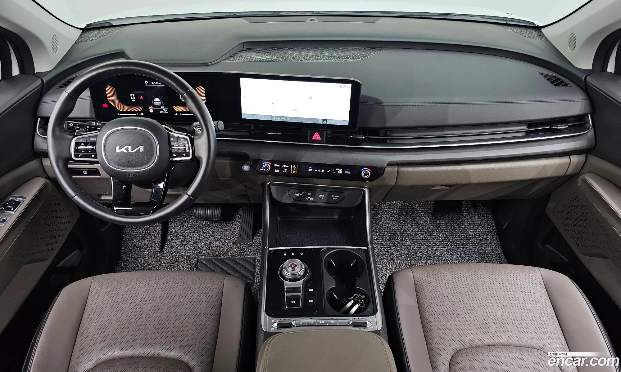 Kia Carnival 2024 — 32