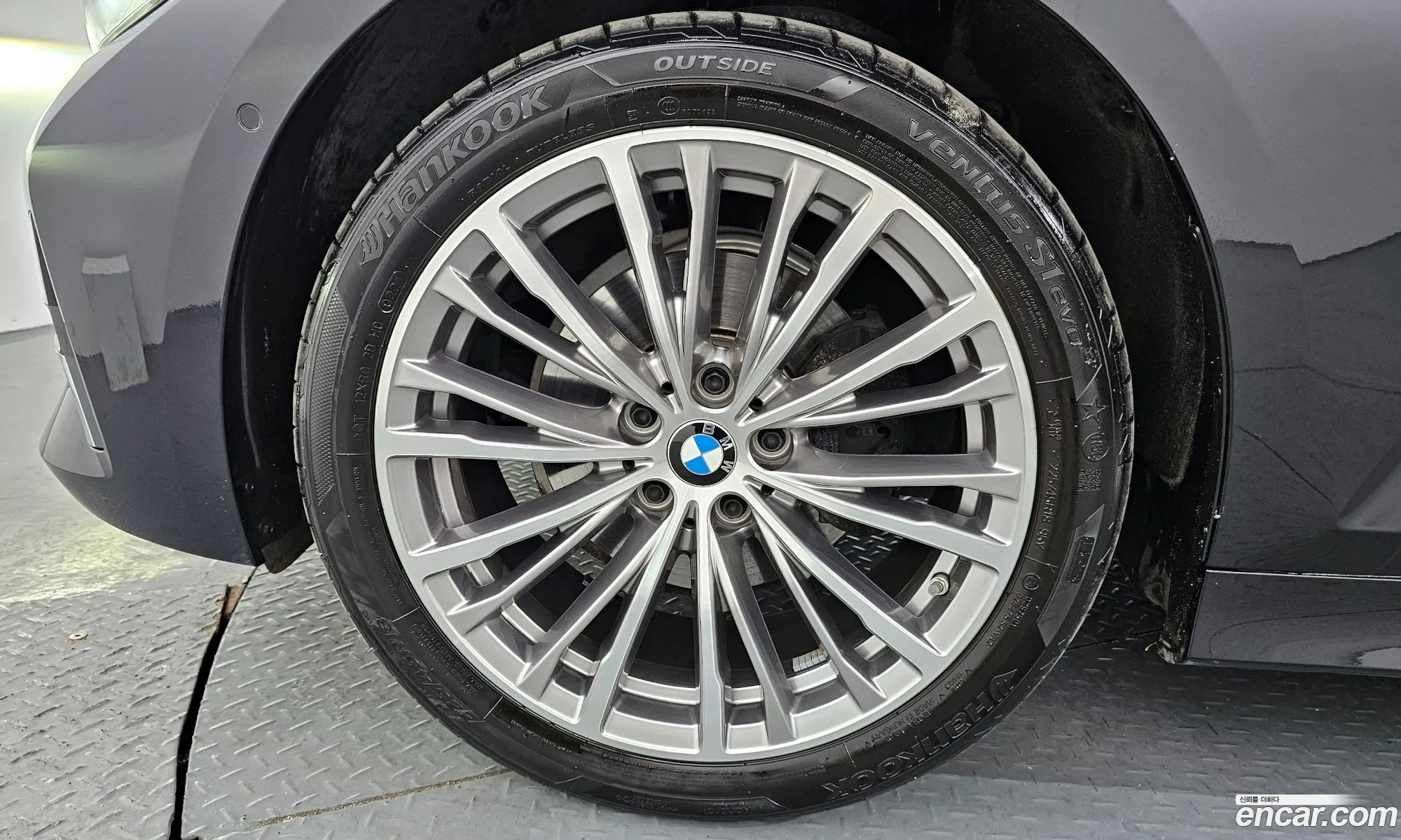 BMW 3 Series 2021 — 32