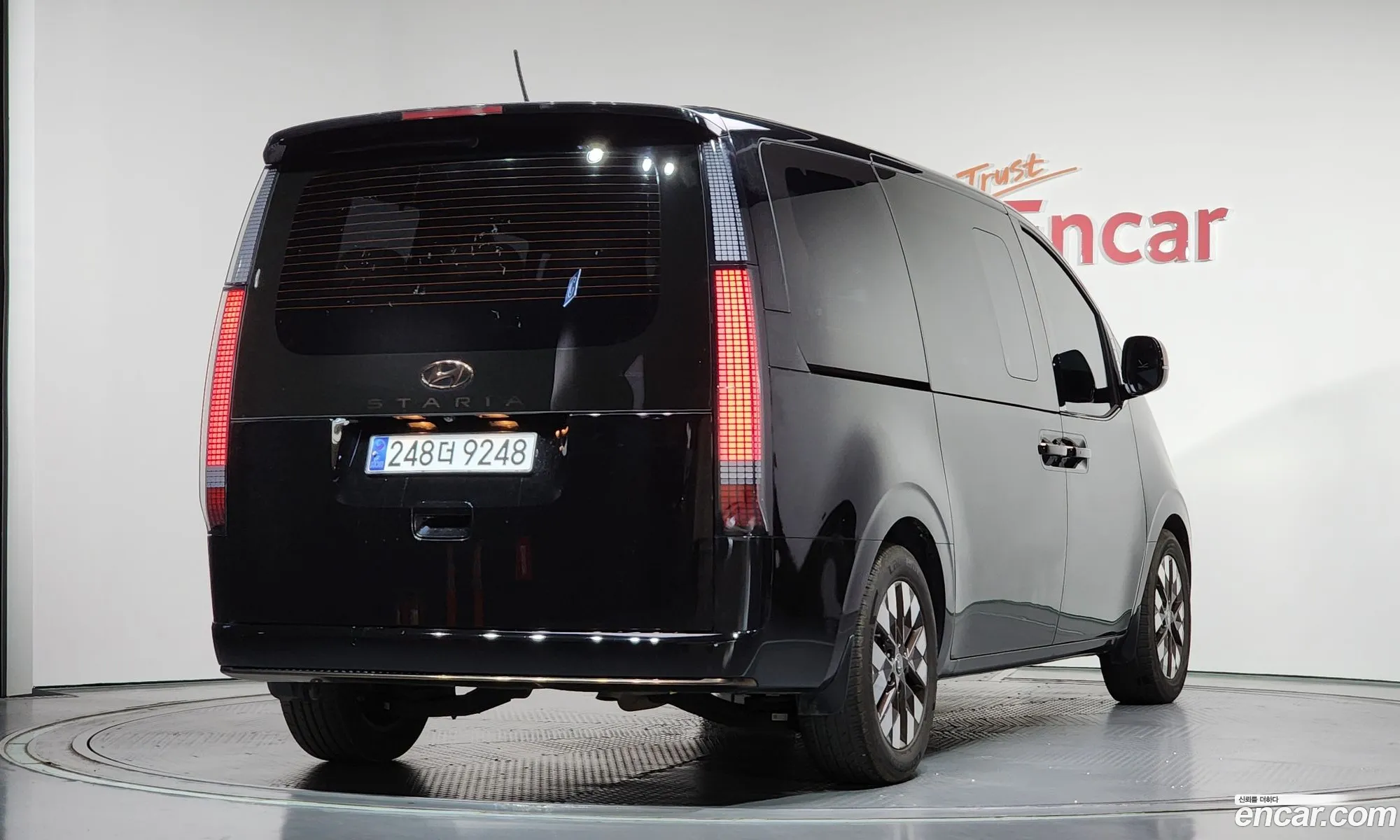 Hyundai Staria 2022 — 12
