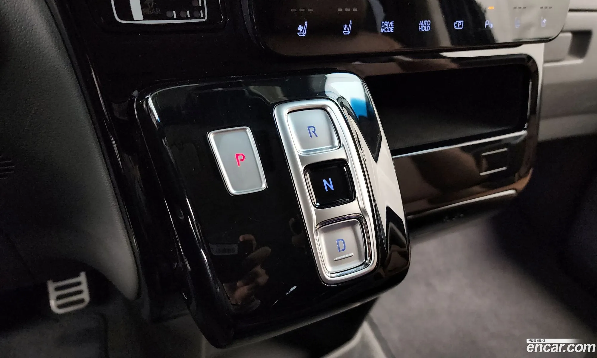 Hyundai Staria 2022 — 15