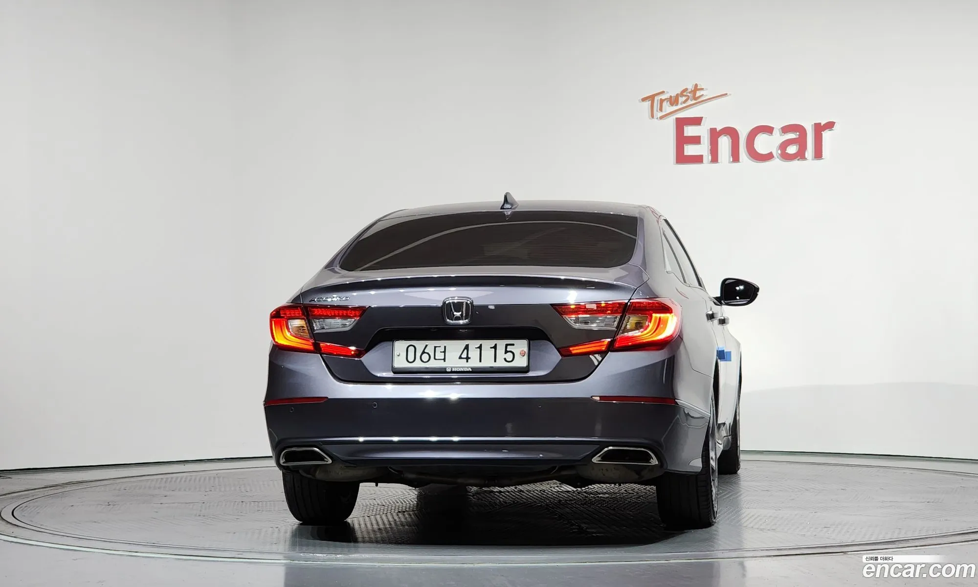 Honda Accord 10th Gen 2018 — 18
