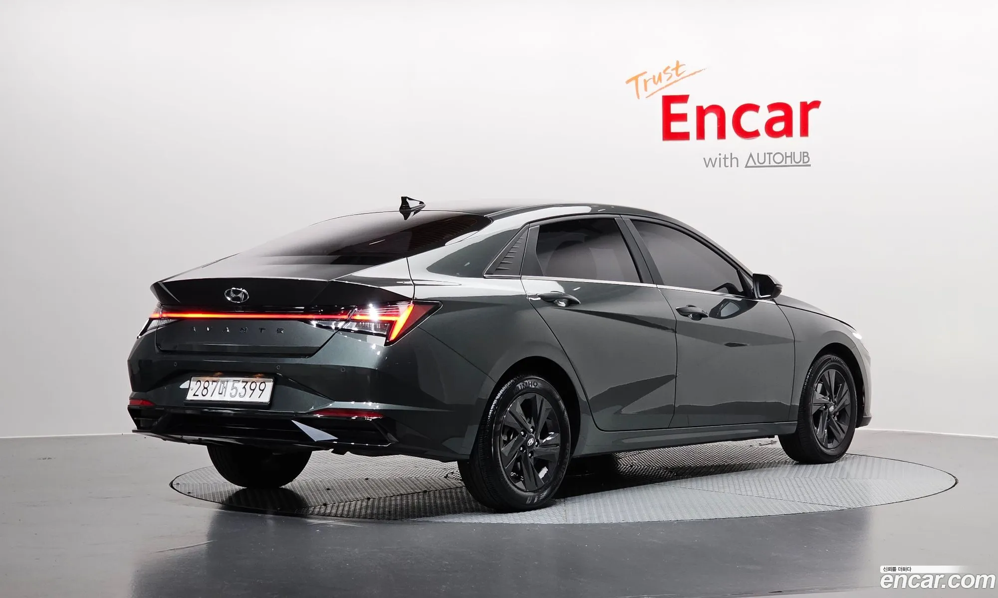 Hyundai Elantra 2021 — 4