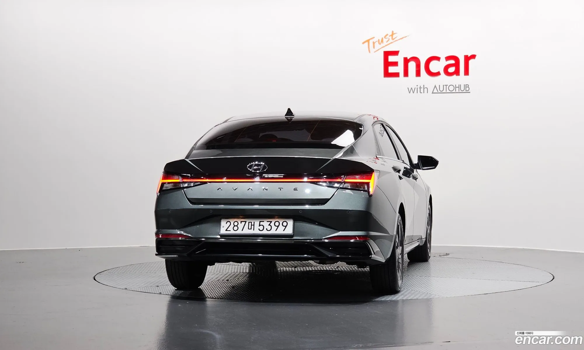 Hyundai Elantra 2021 — 11