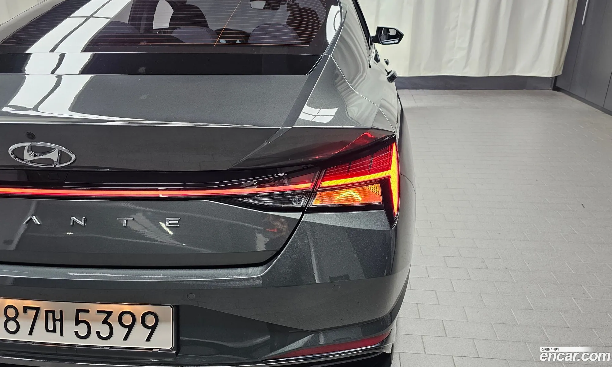 Hyundai Elantra 2021 — 2