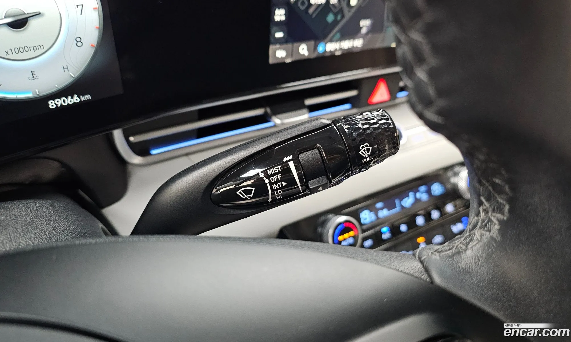 Hyundai Elantra 2021 — 17
