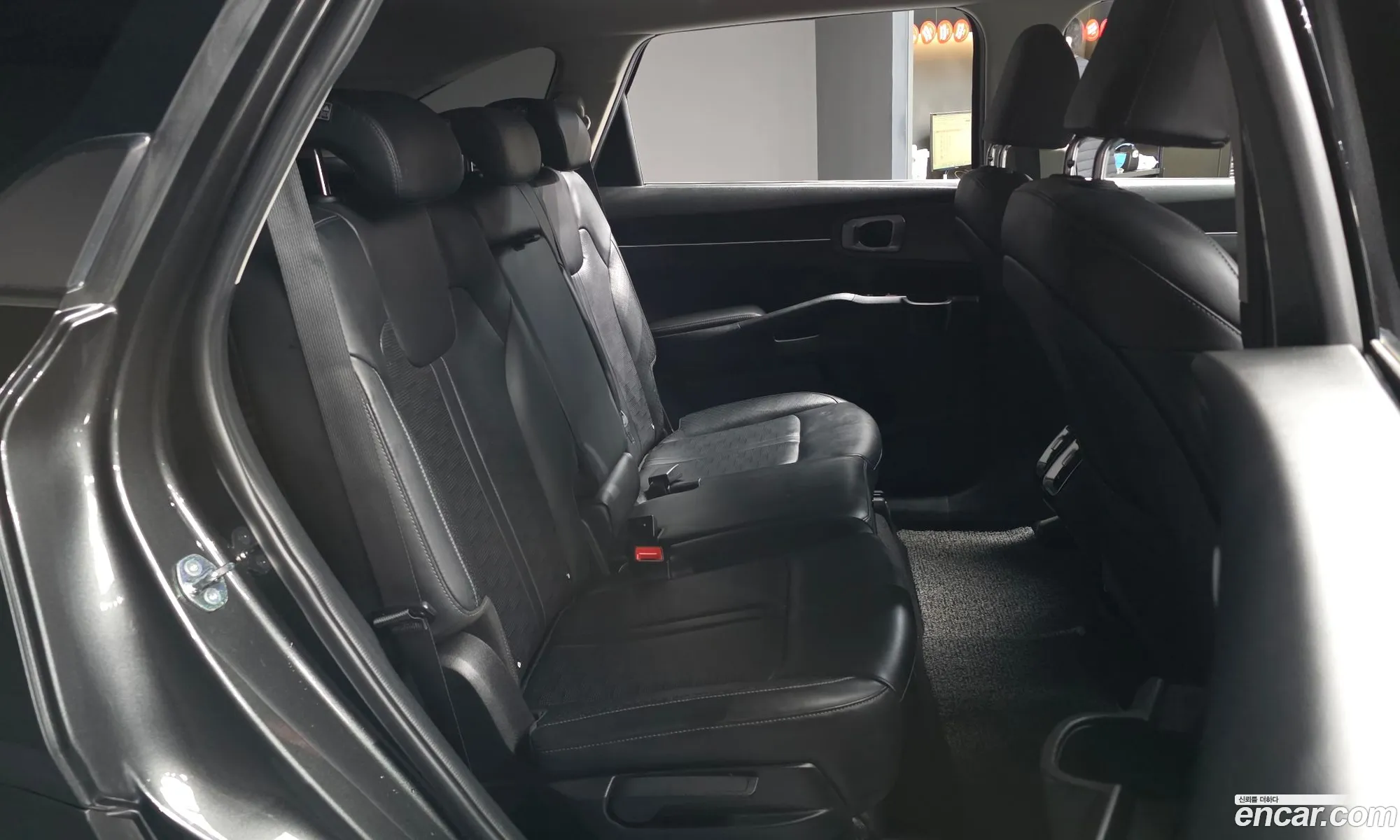 Kia Sorento 2023 — 11
