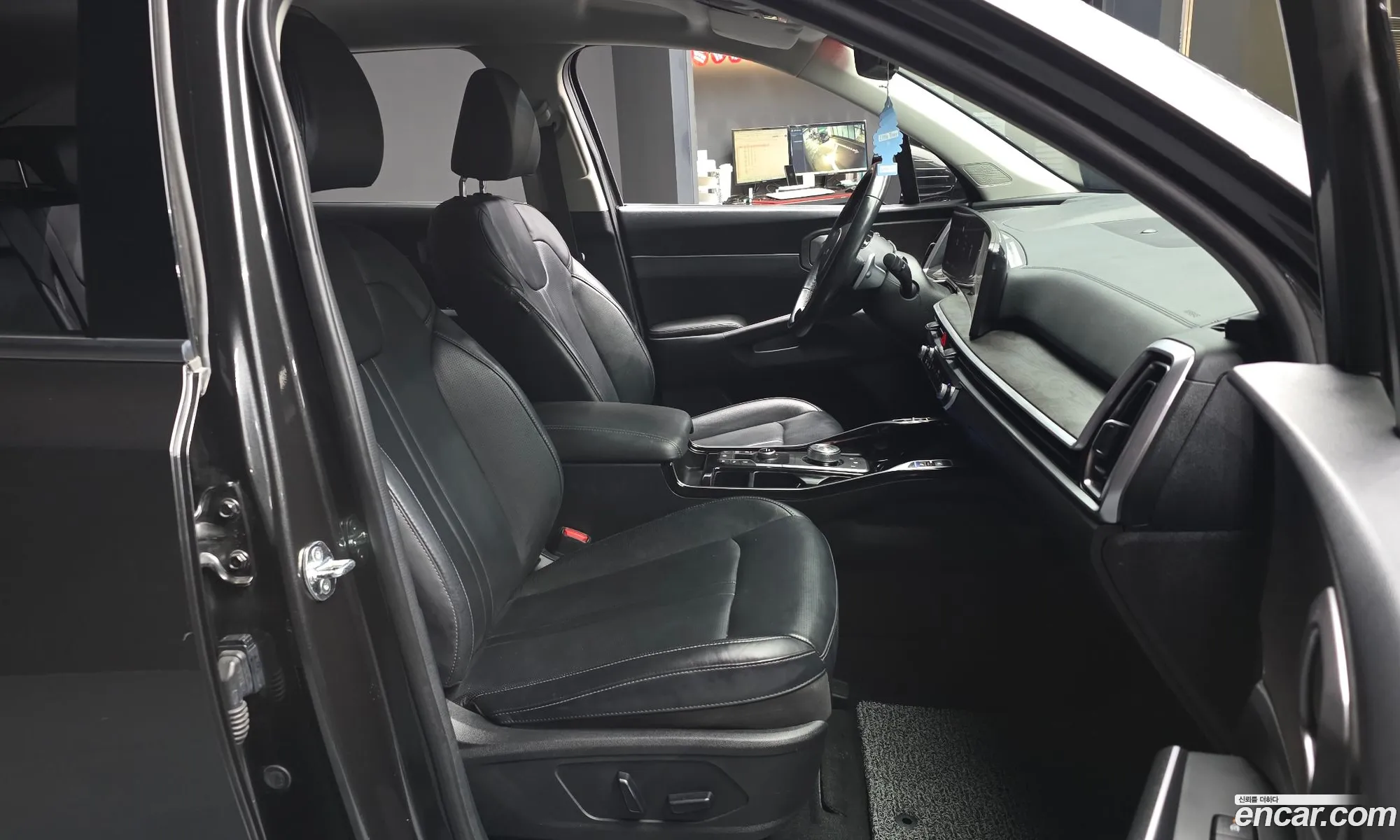 Kia Sorento 2023 — 23