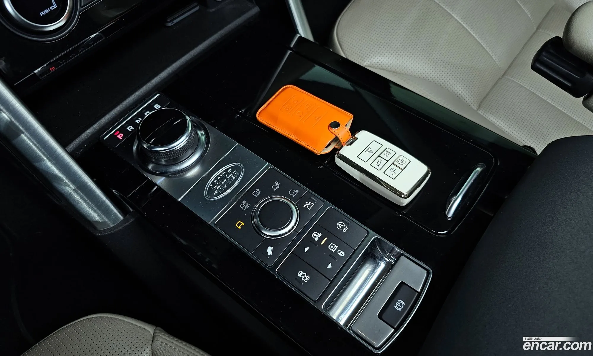 Land Rover Discovery 5 2019 — 17