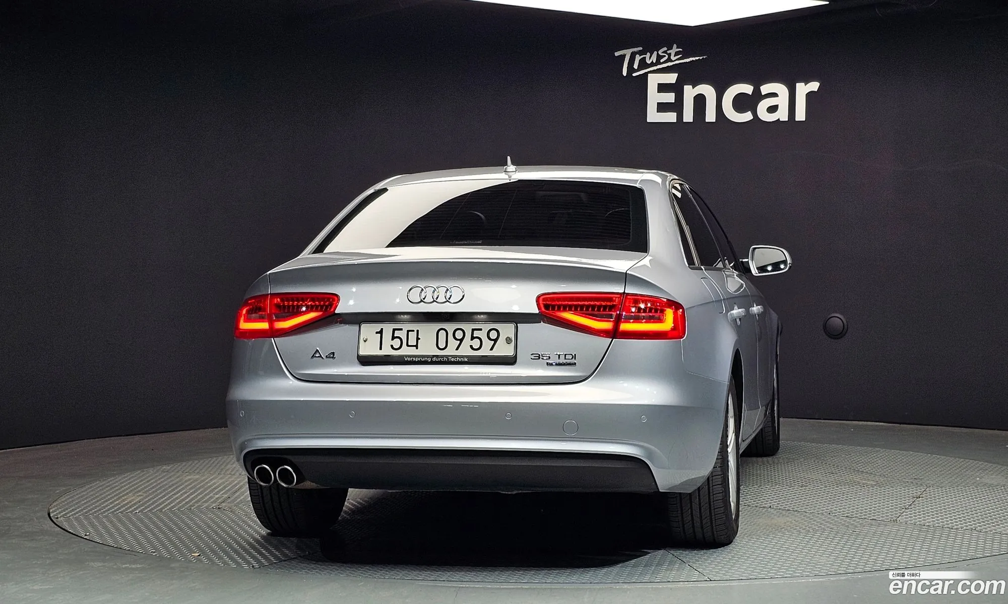 Audi A4 2015 WAUZZZ8K3FA086752 — 2