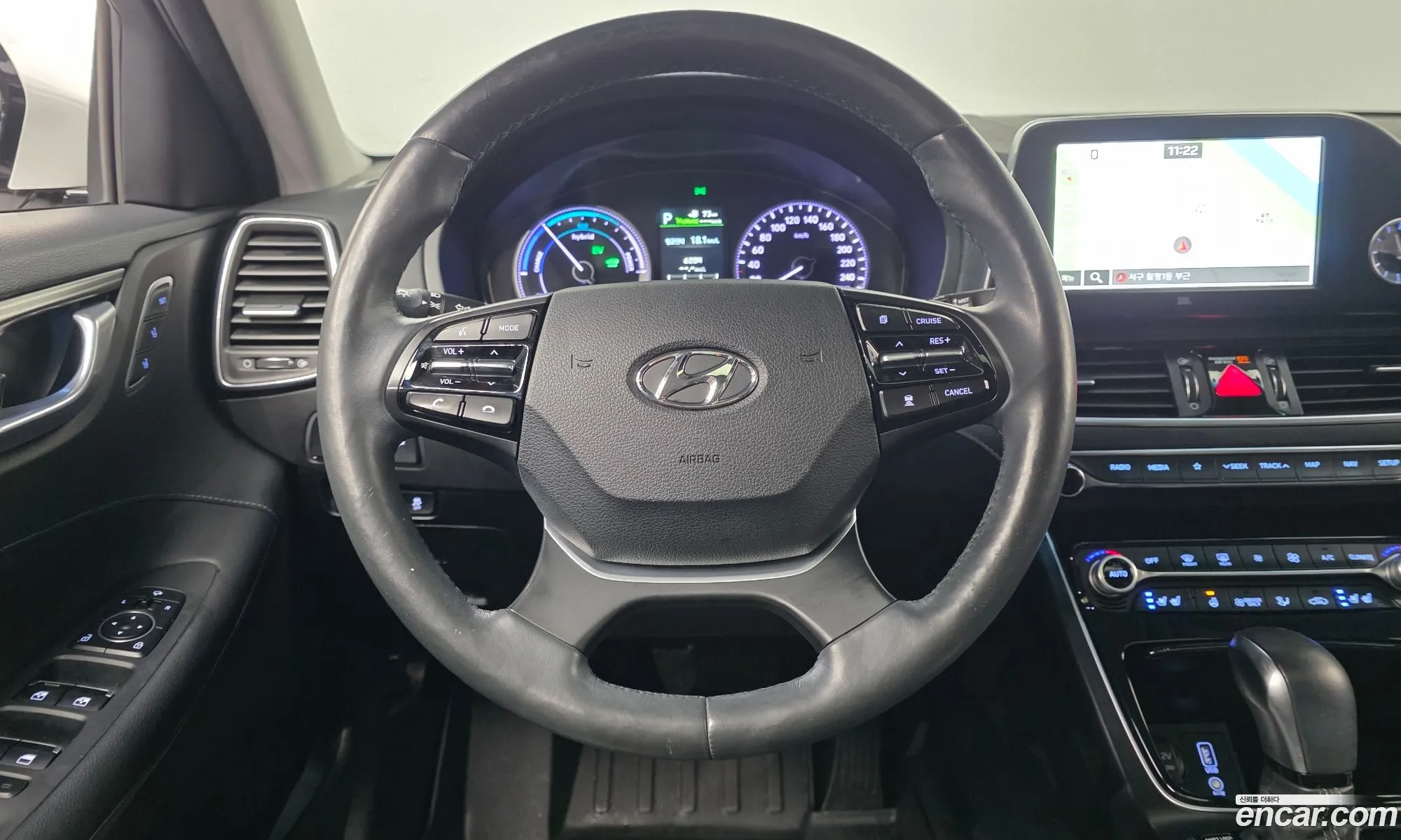 Hyundai Grandeur IG Hybrid 2017 — 16