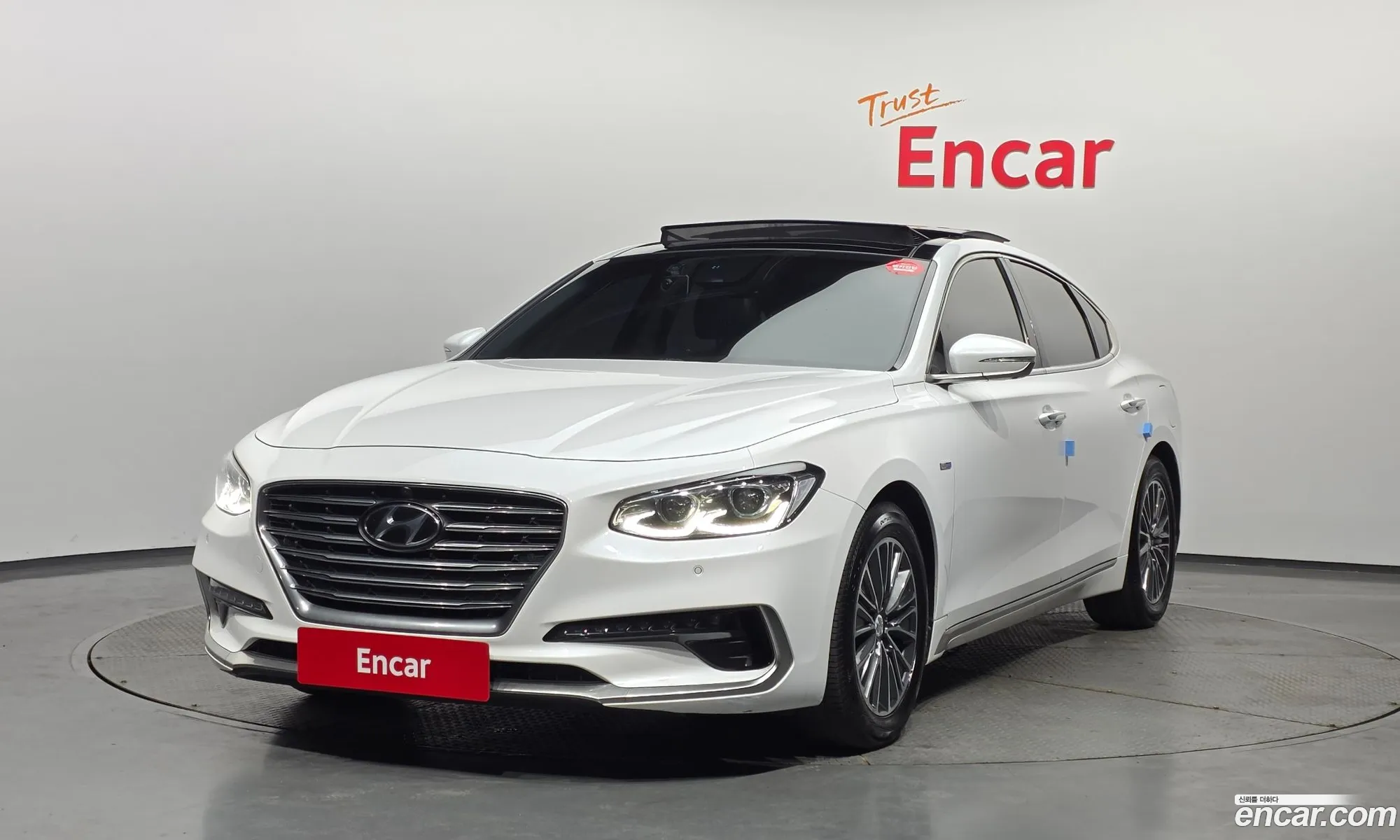 Hyundai Grandeur IG Hybrid 2017 — 18