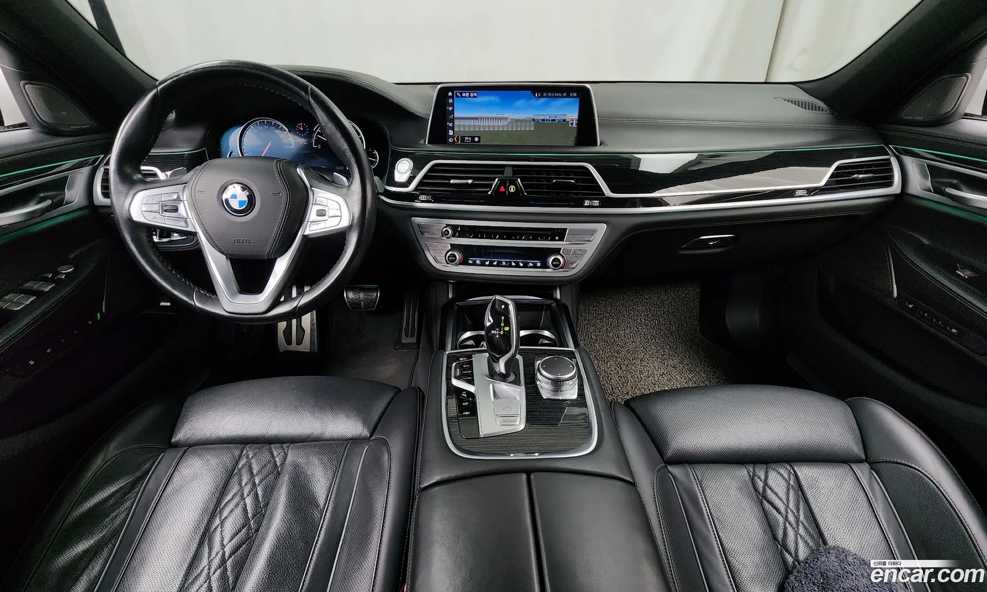 BMW 7 Series 2018 WBA7C6101JB383358 — 2