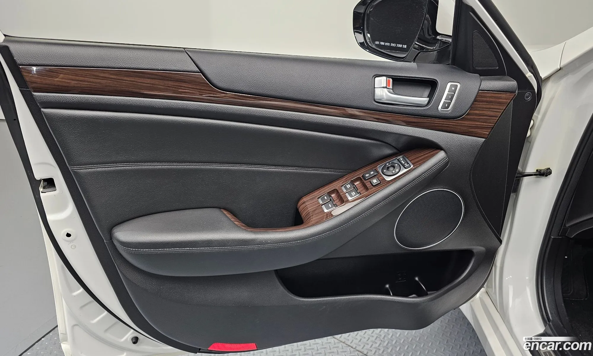 Kia K7 2015 — 13