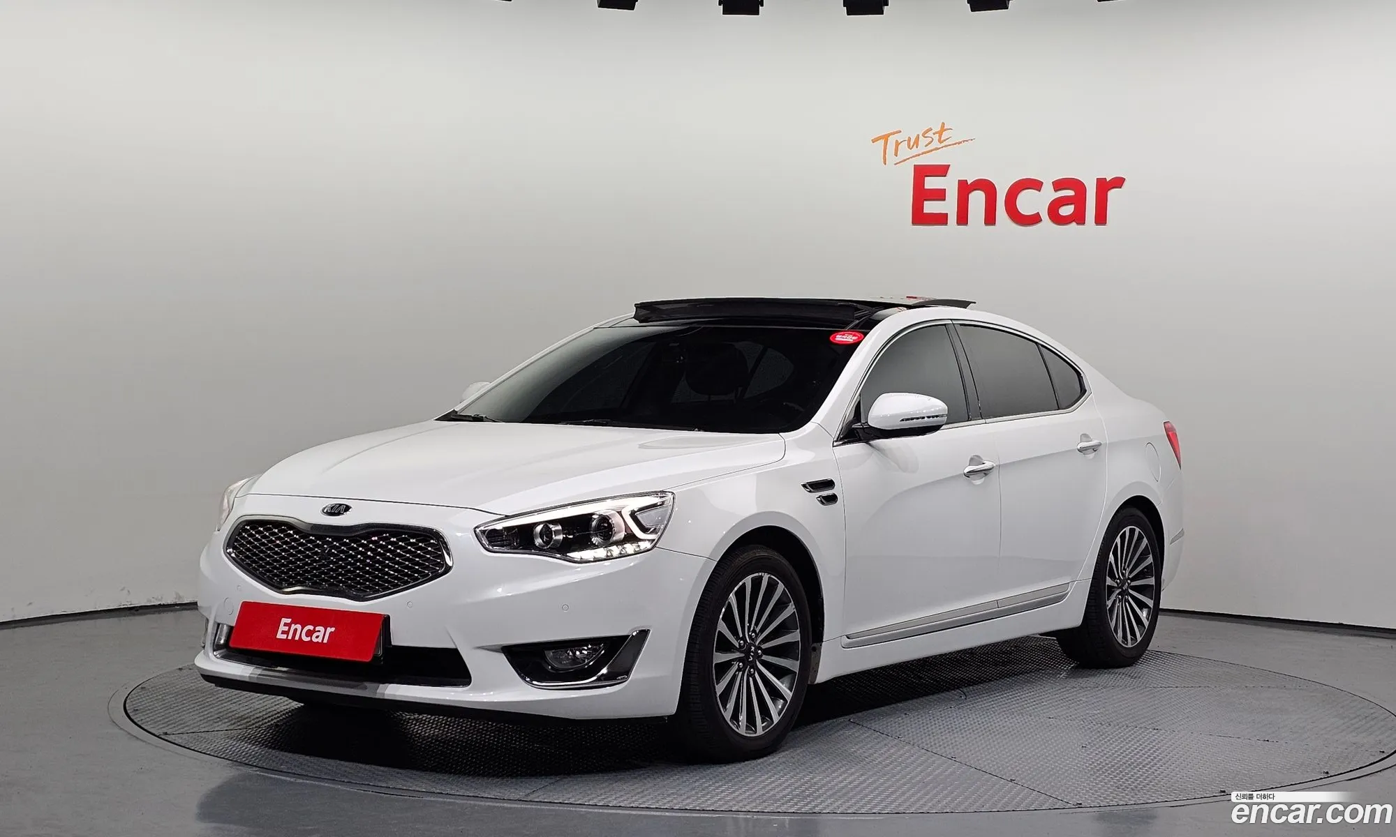 Kia K7 2015 — 17