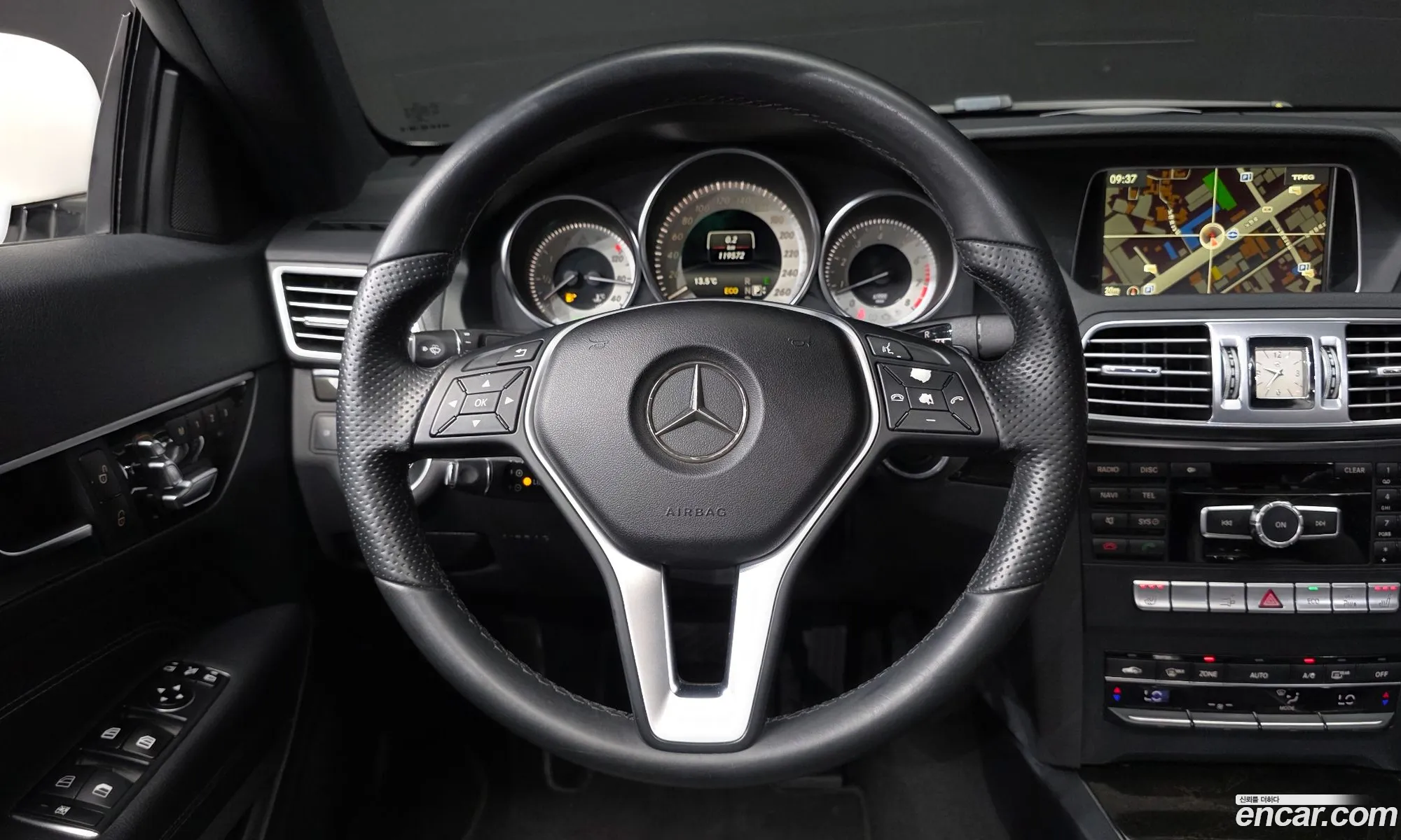 Mercedes-Benz E-Class W212 2014 WDDKJ3EB1EF280653 — 14