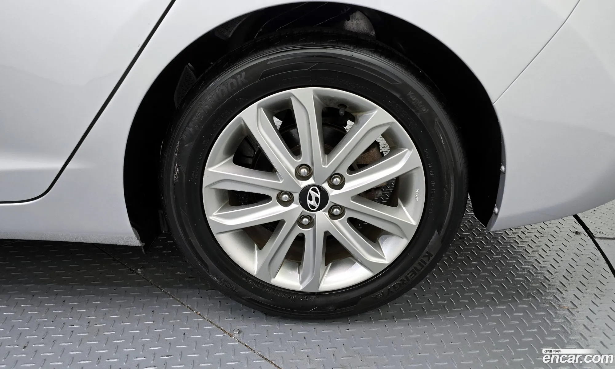 Hyundai Elantra 2014 — 12