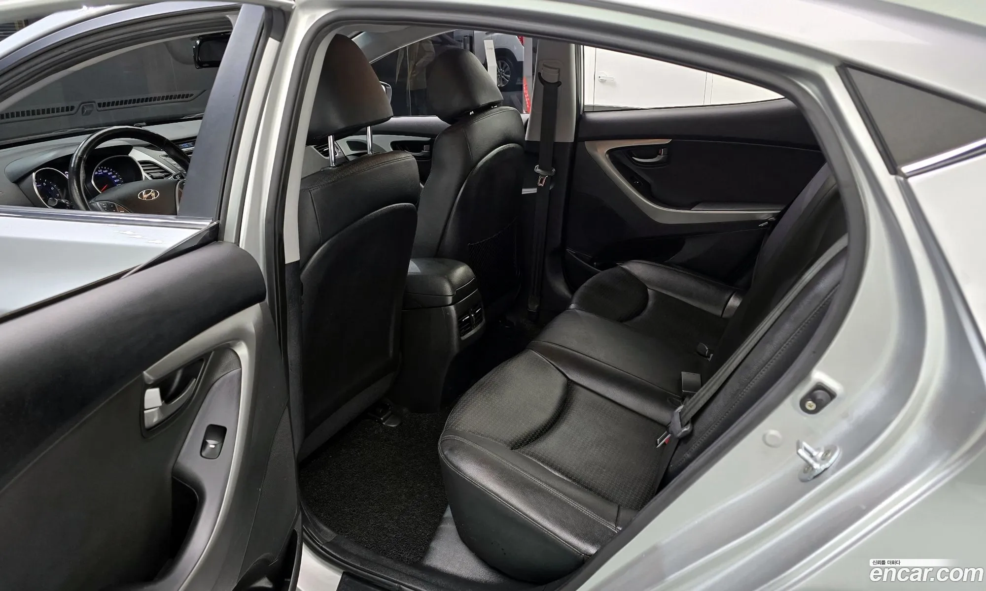 Hyundai Elantra 2014 — 2