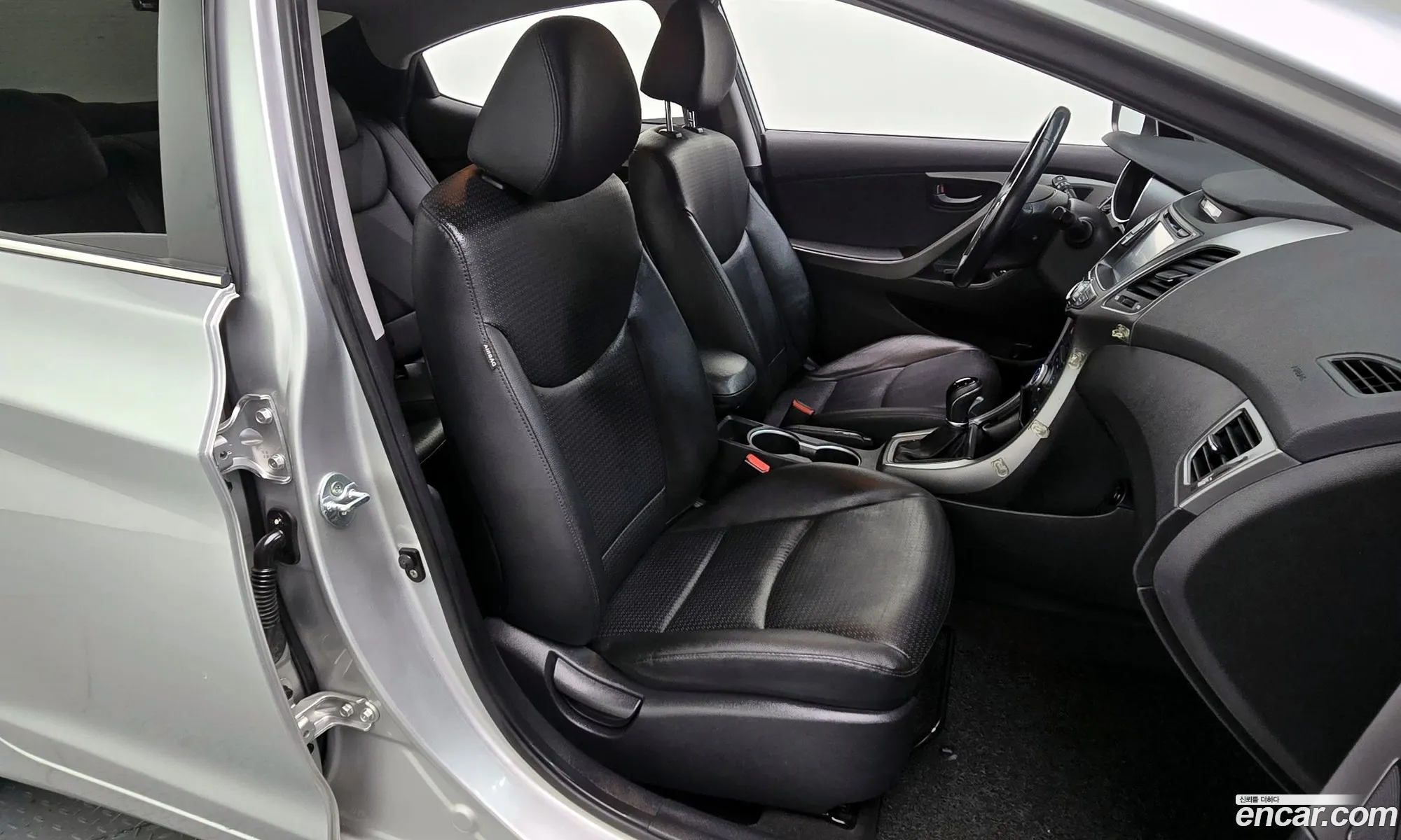 Hyundai Elantra 2014 — 19