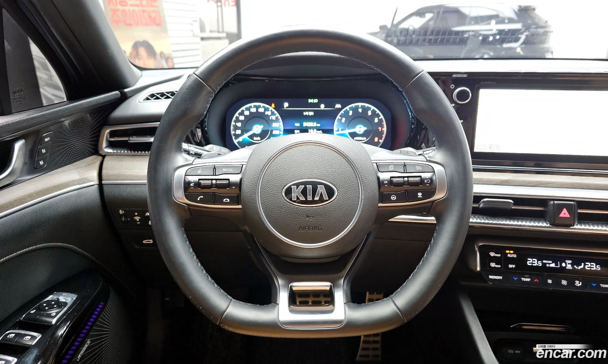 Kia K5 2020 — 33