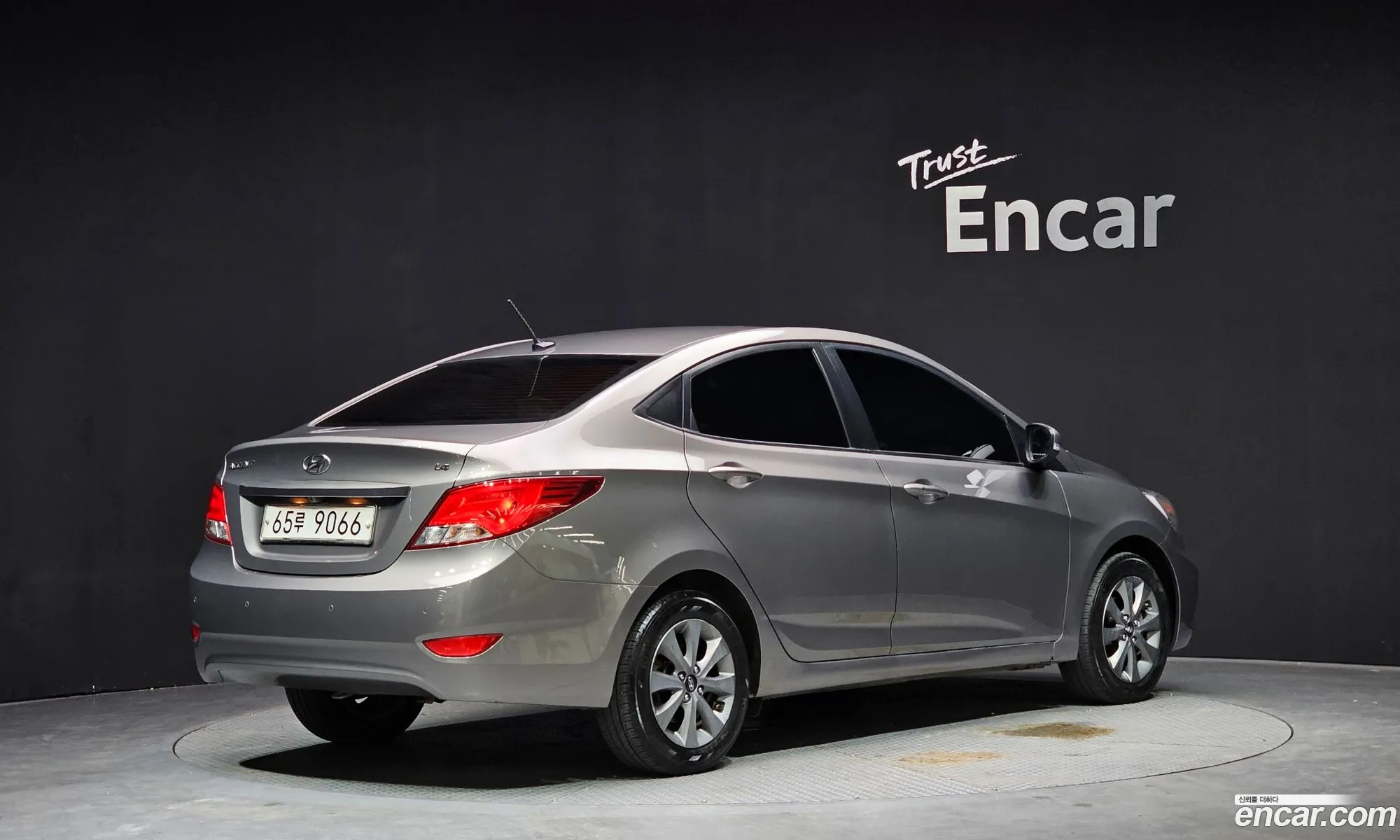 Hyundai Accent 2018 — 4