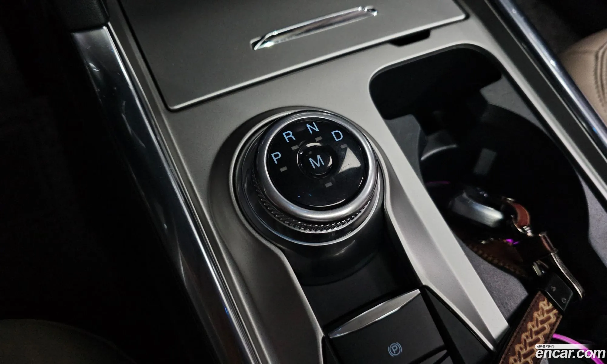 Ford Explorer 6th Gen 2020 1FMSK8FHXLGB98687 — 20