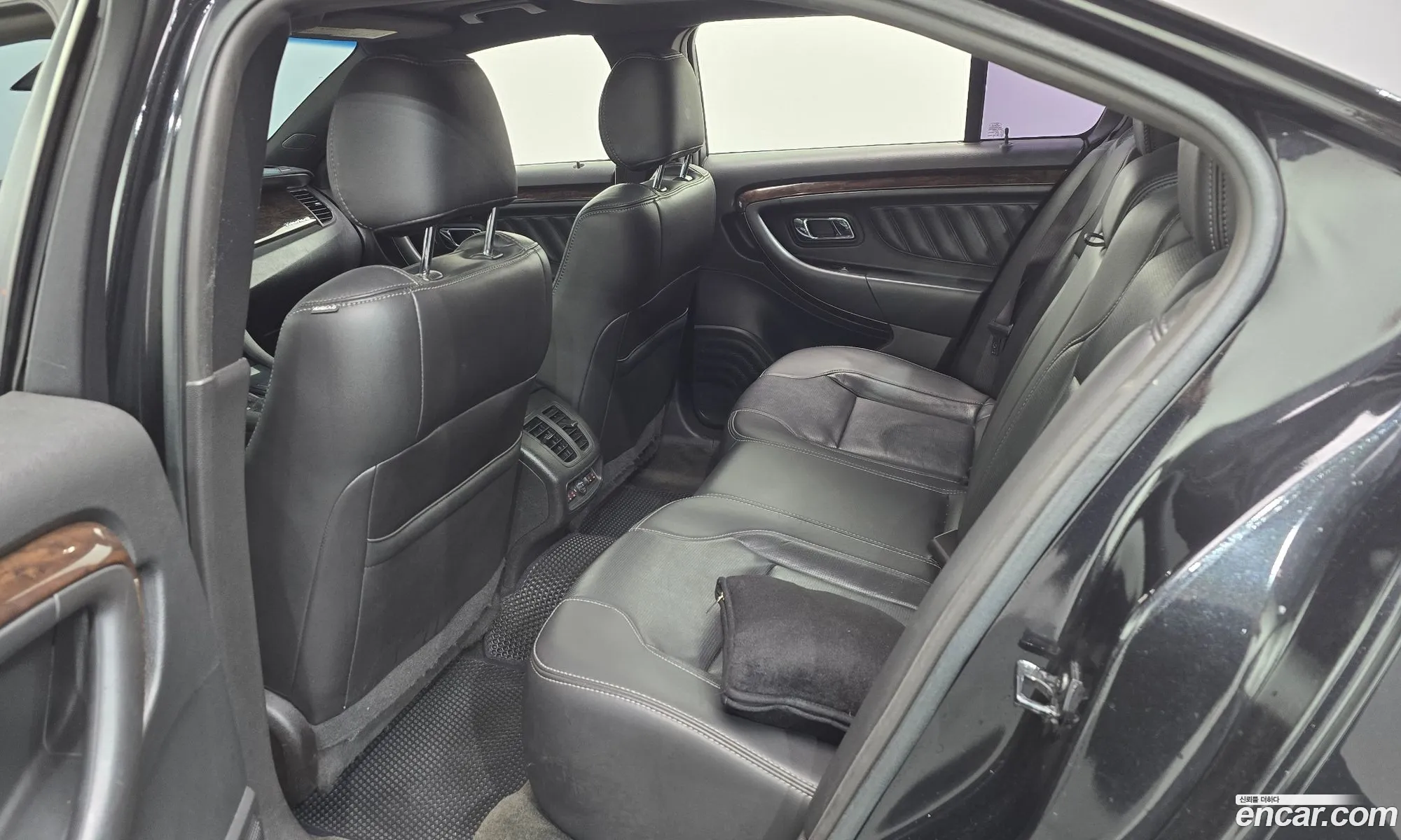 Ford Taurus 2015 1FAHP2F94FG134712 — 16