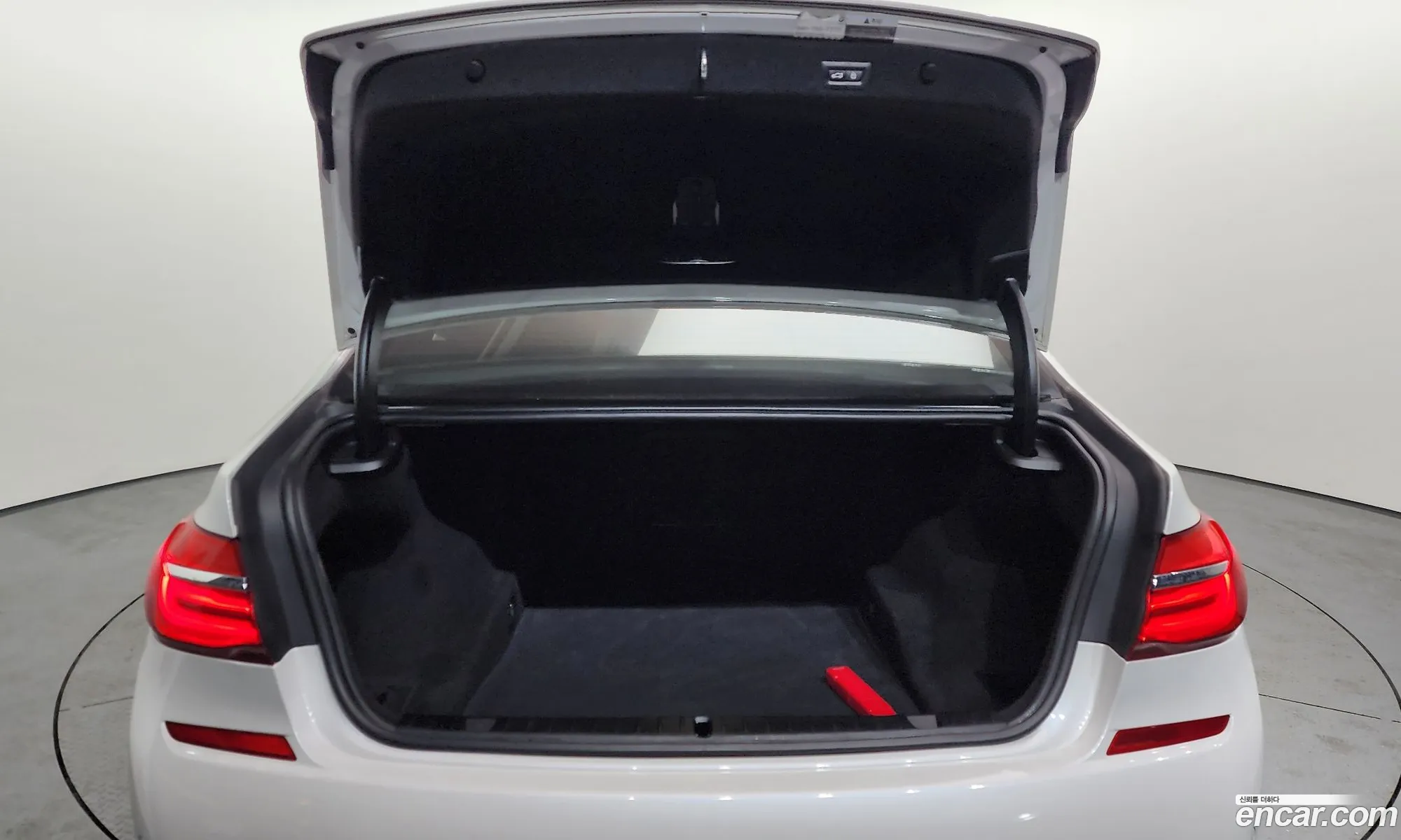 BMW 7 Series 2016 WBA7C6105GG581551 — 18