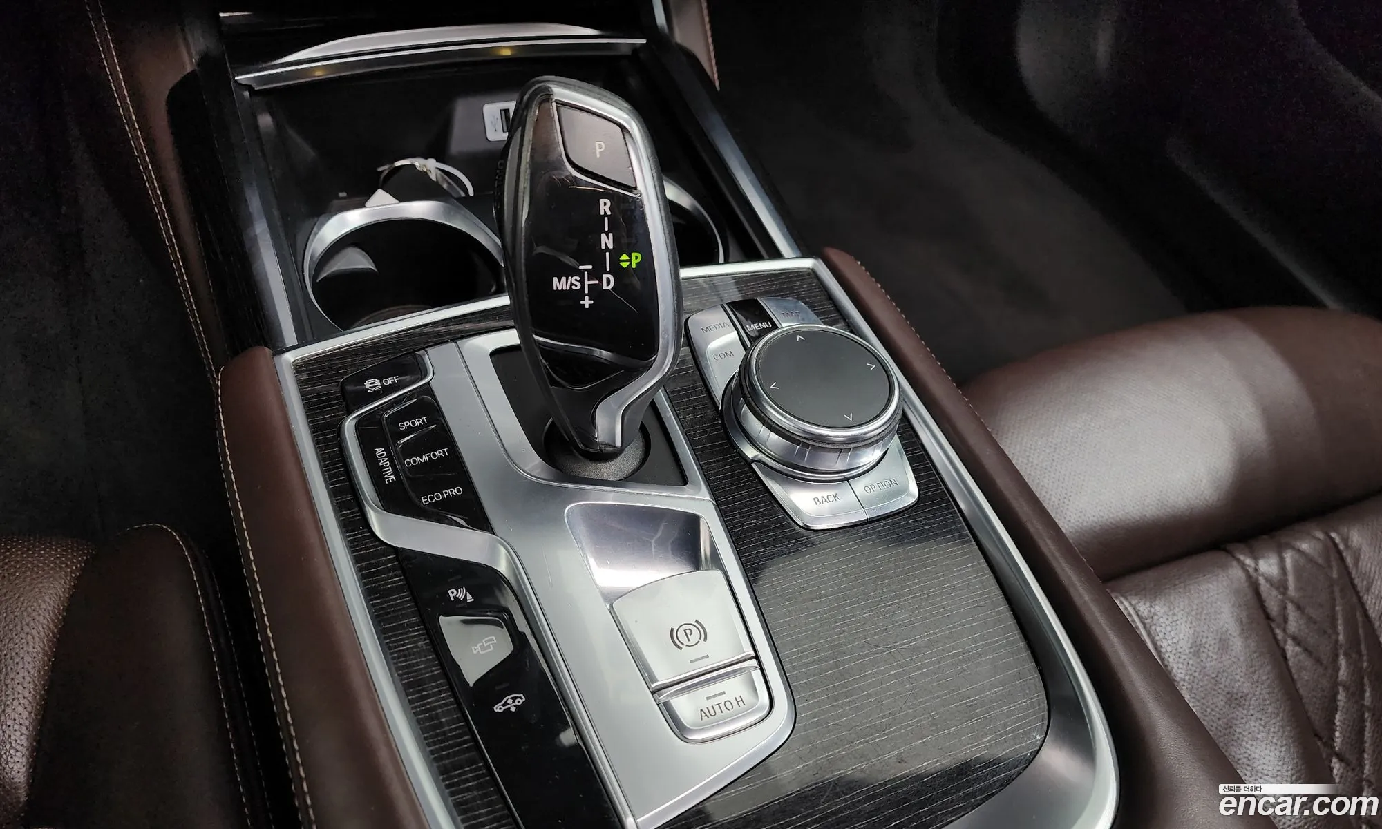 BMW 7 Series 2016 WBA7C6105GG581551 — 13