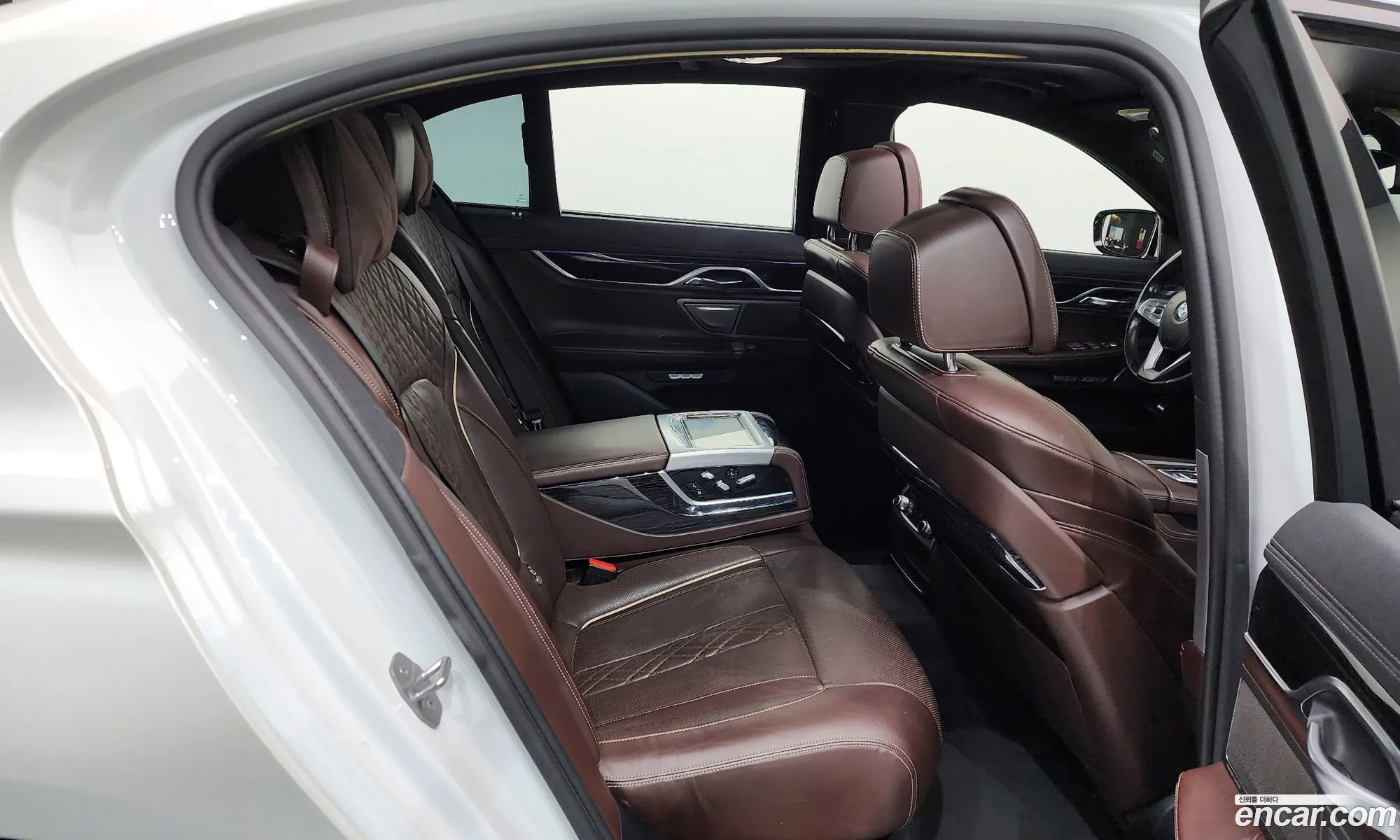 BMW 7 Series 2016 WBA7C6105GG581551 — 6