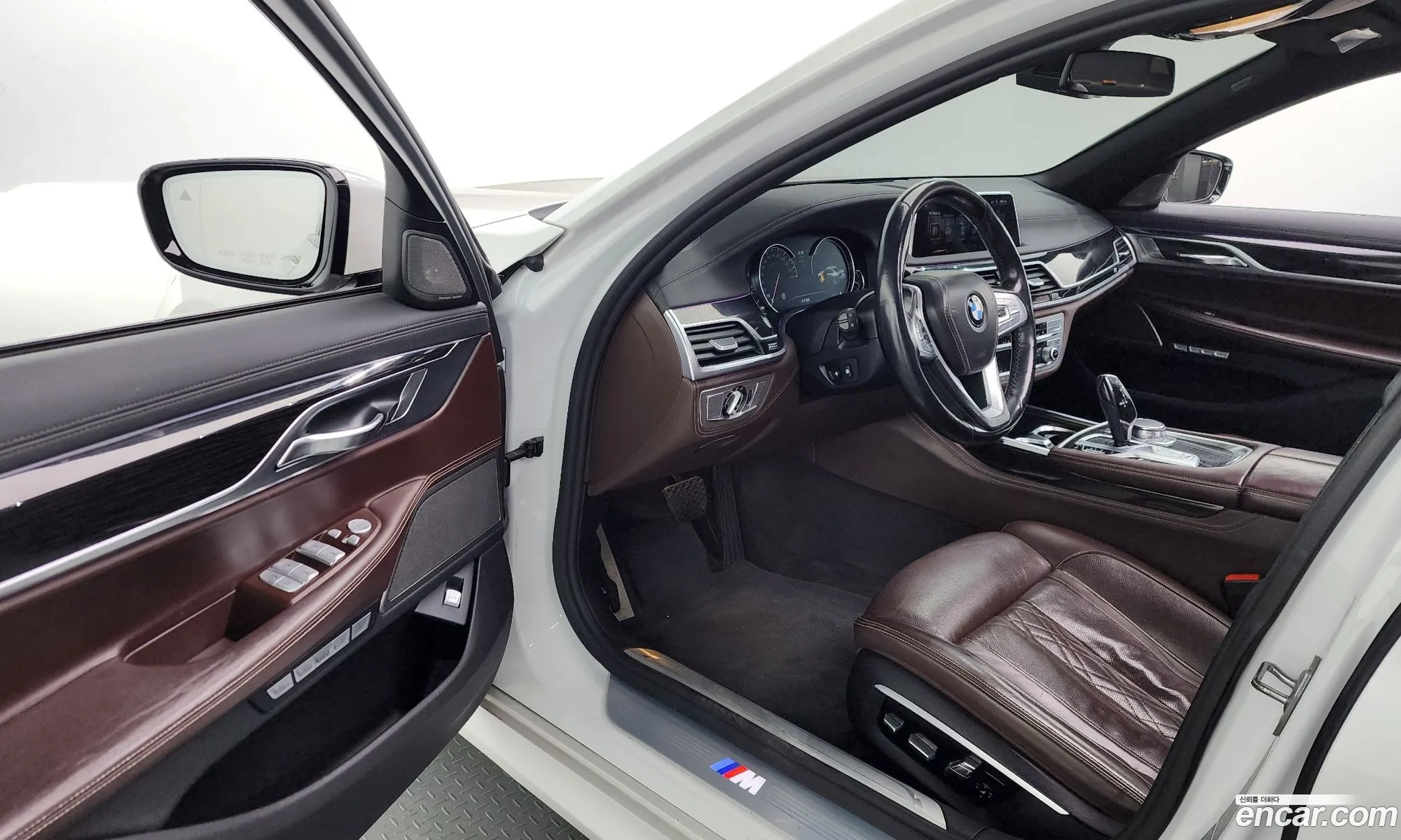 BMW 7 Series 2016 WBA7C6105GG581551 — 10