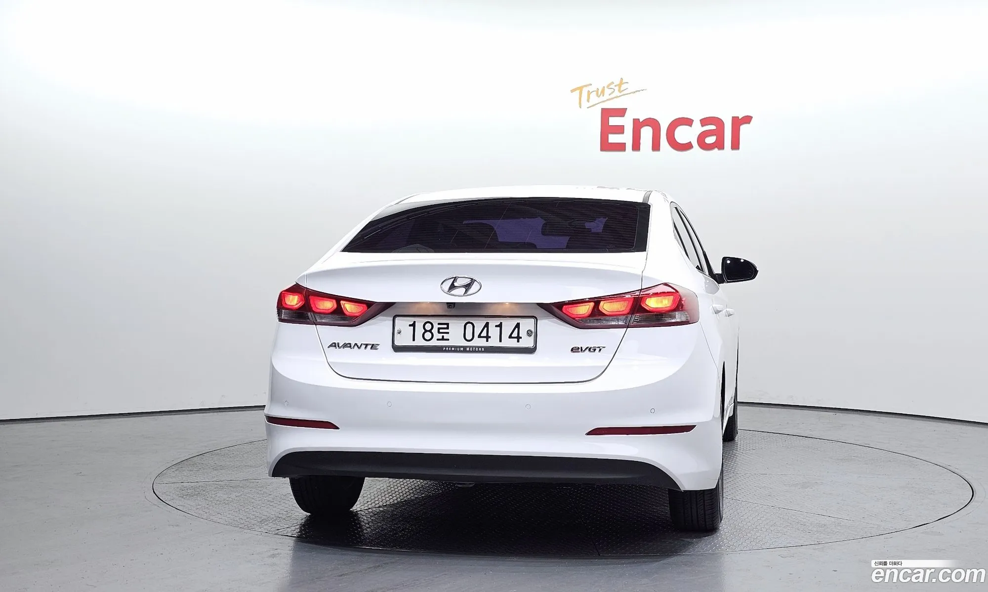 Hyundai Elantra AD 2016 — 18