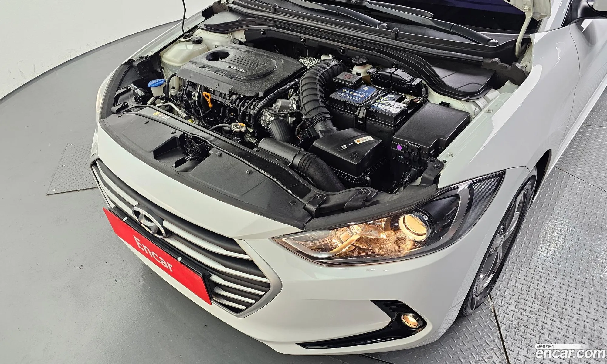 Hyundai Elantra AD 2016 — 7