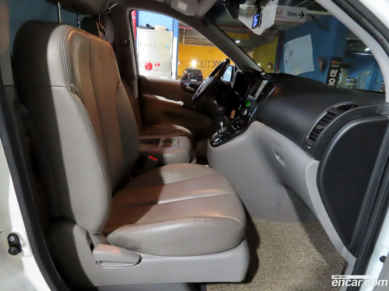 Kia Carnival R 2014 — 8