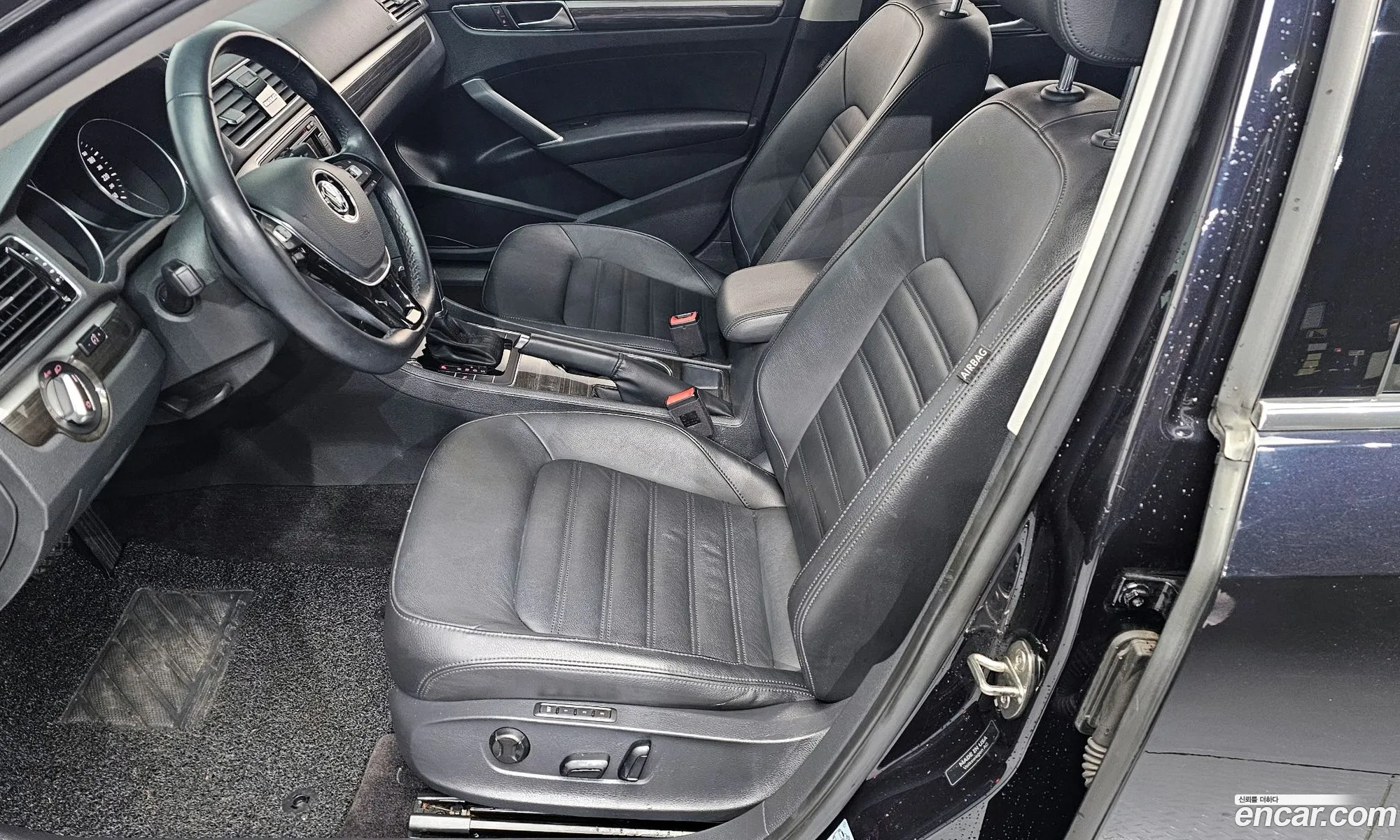 Volkswagen Passat 2018 — 29