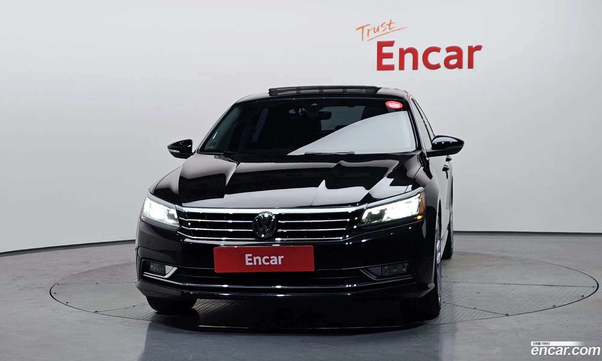 Volkswagen Passat 2018 — 21
