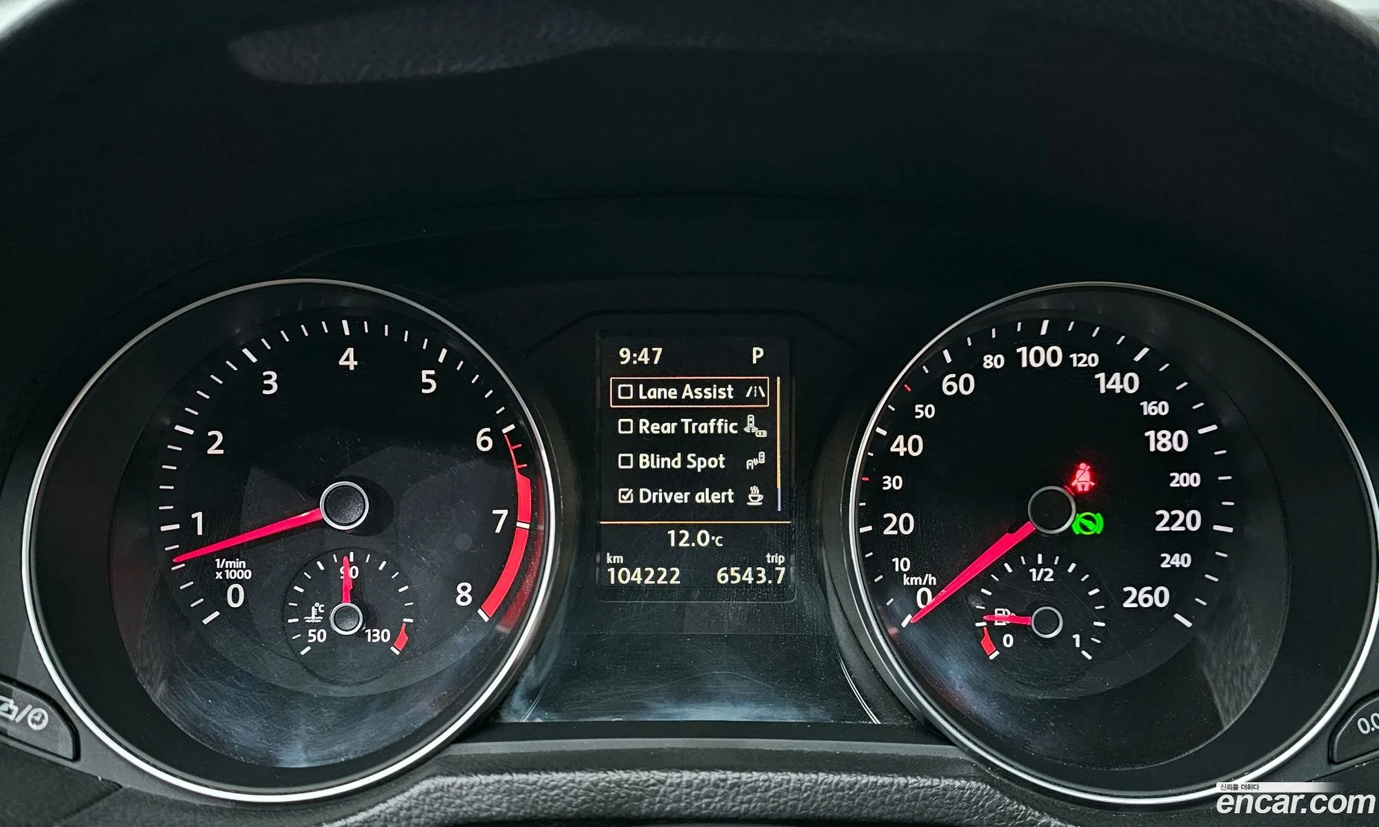 Volkswagen Passat 2018 — 24