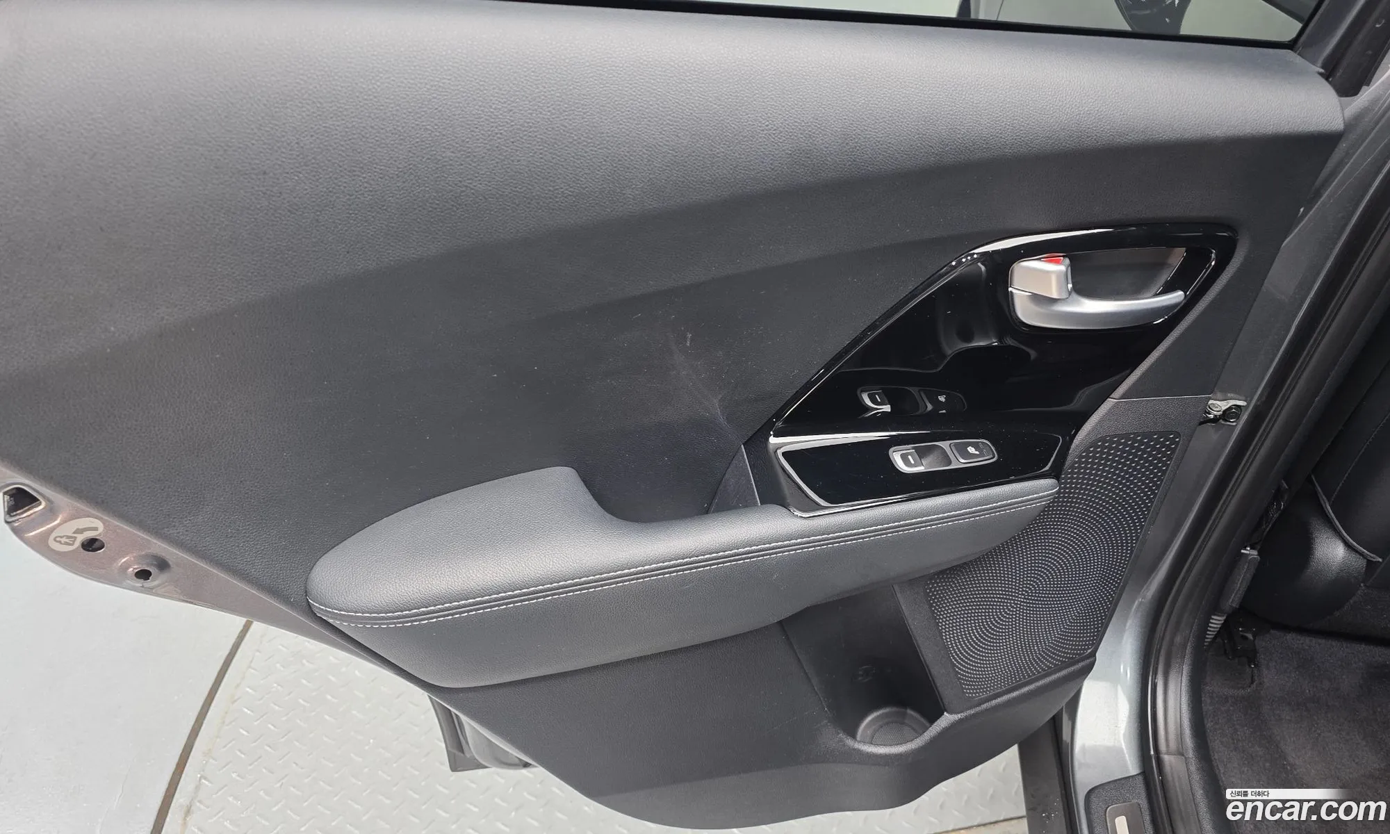 Kia Niro 2017 — 20