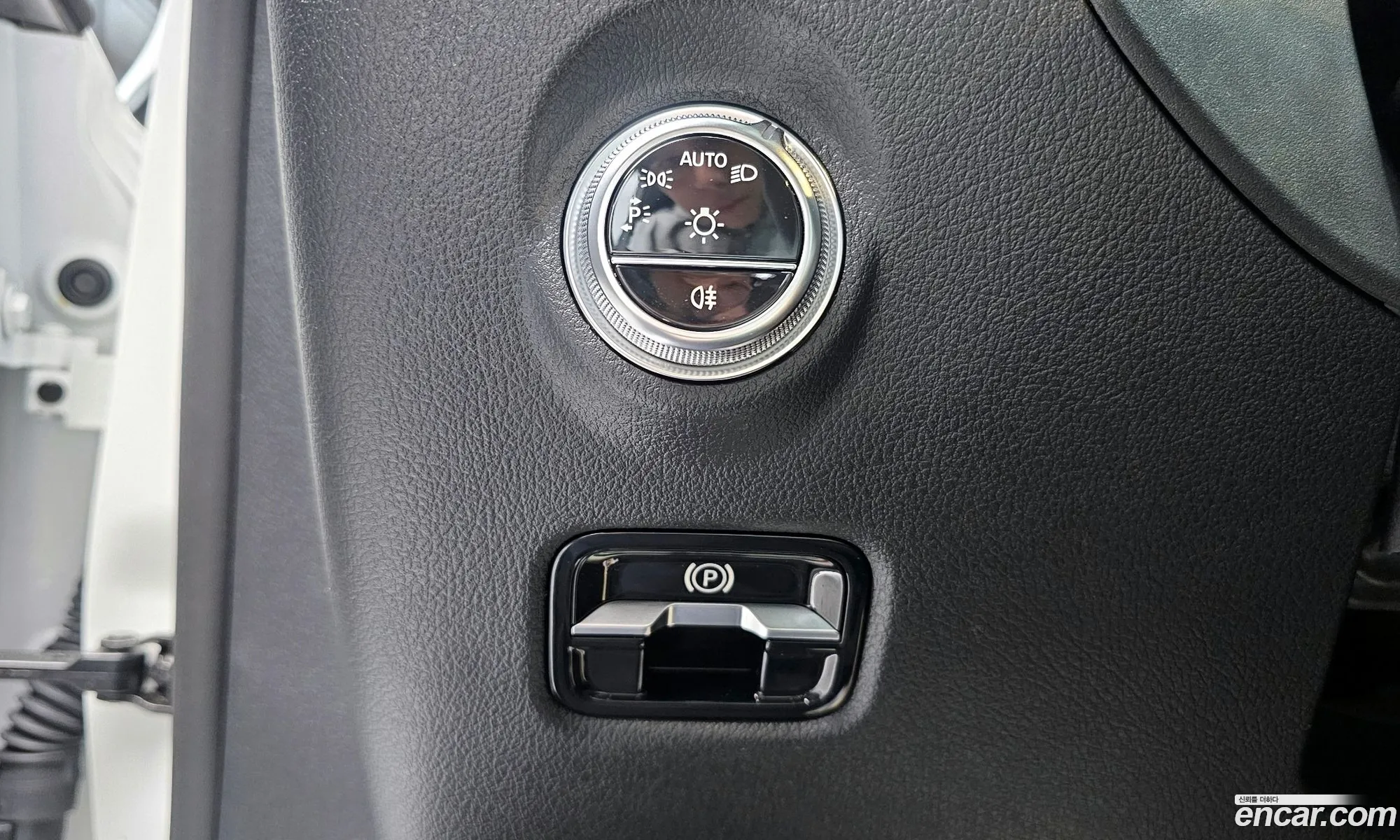 Mercedes-Benz C-Class W206 2024 — 27