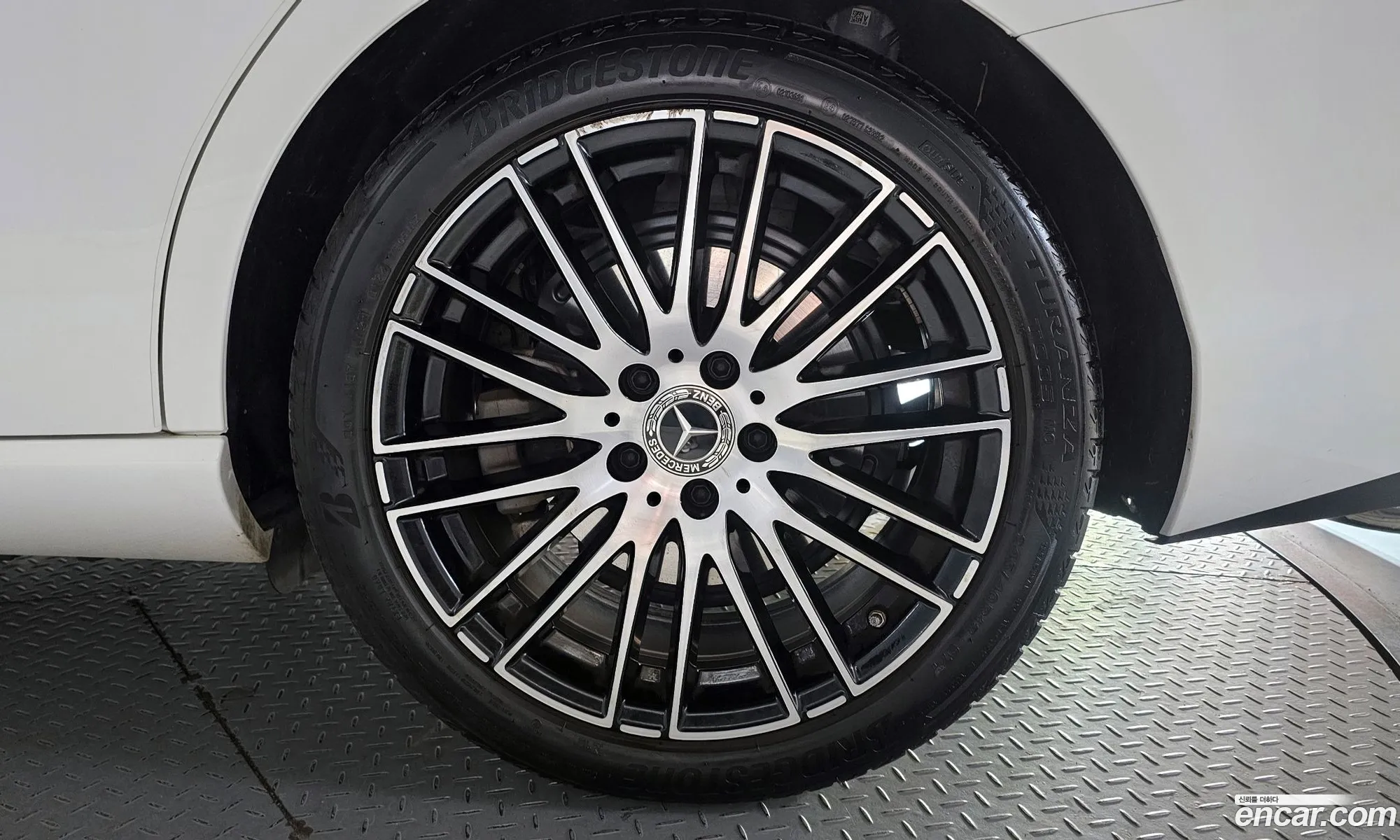 Mercedes-Benz C-Class W206 2024 — 20