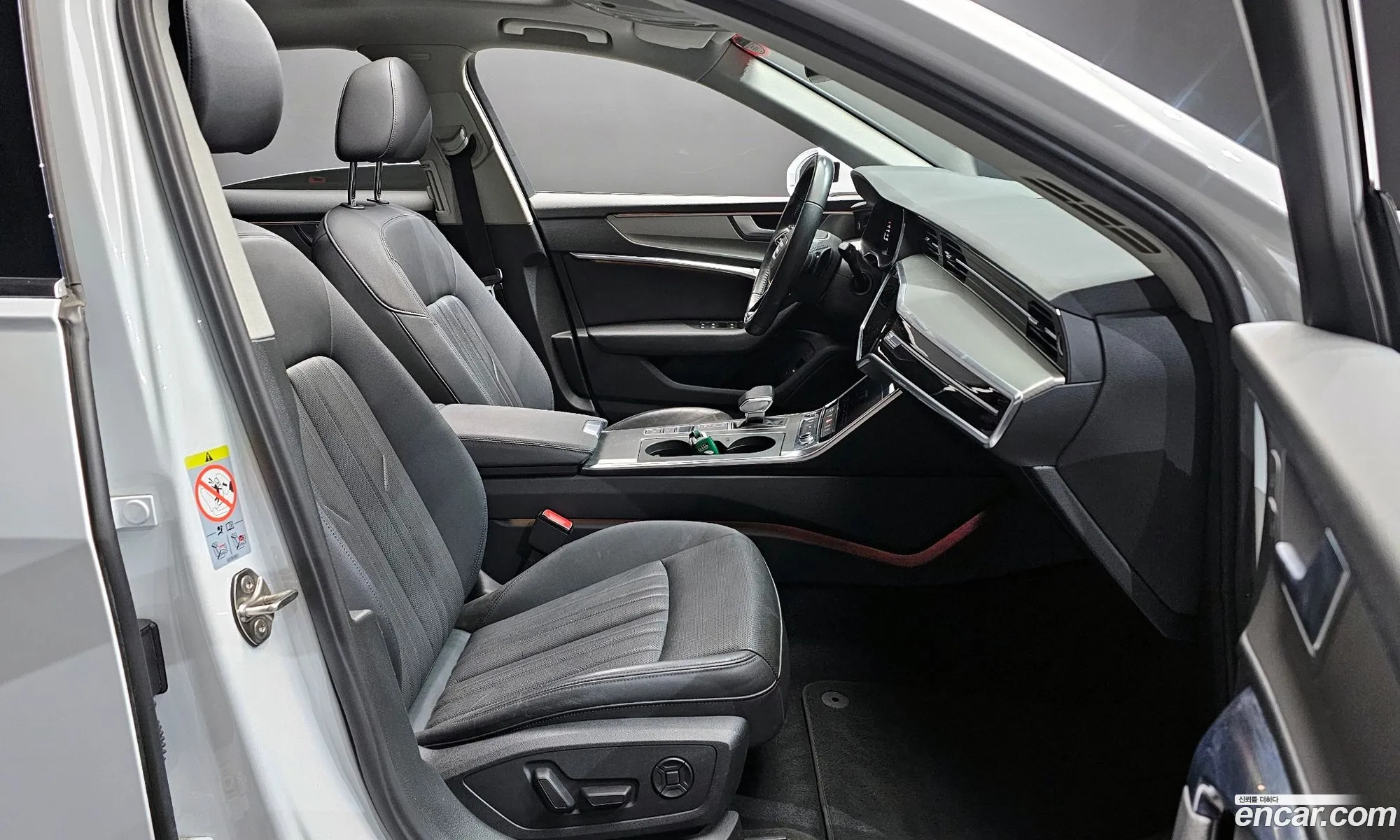 Audi A6 2021 WAUZZZF24MN006593 — 9
