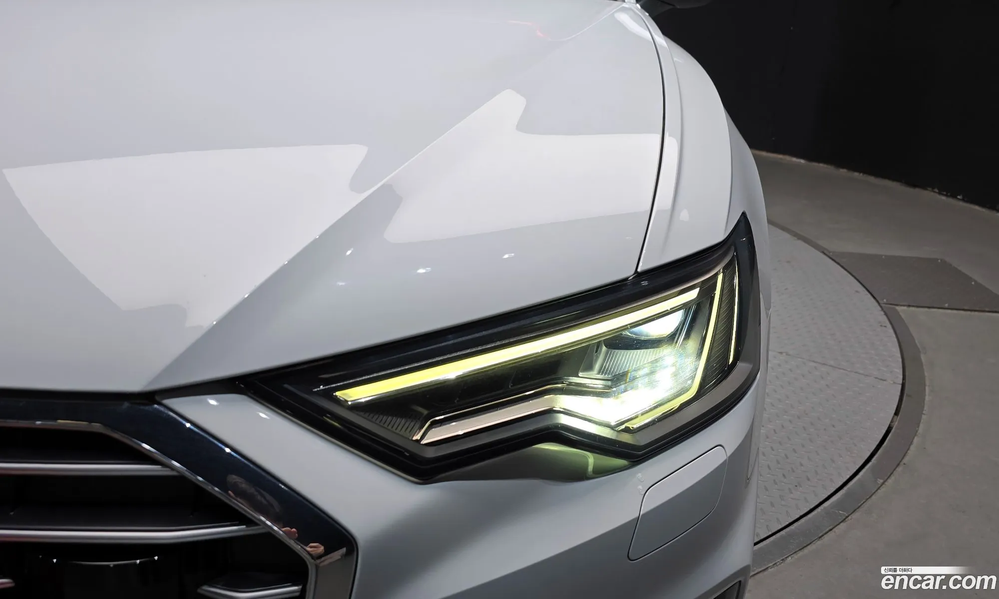 Audi A6 2021 WAUZZZF24MN006593 — 25