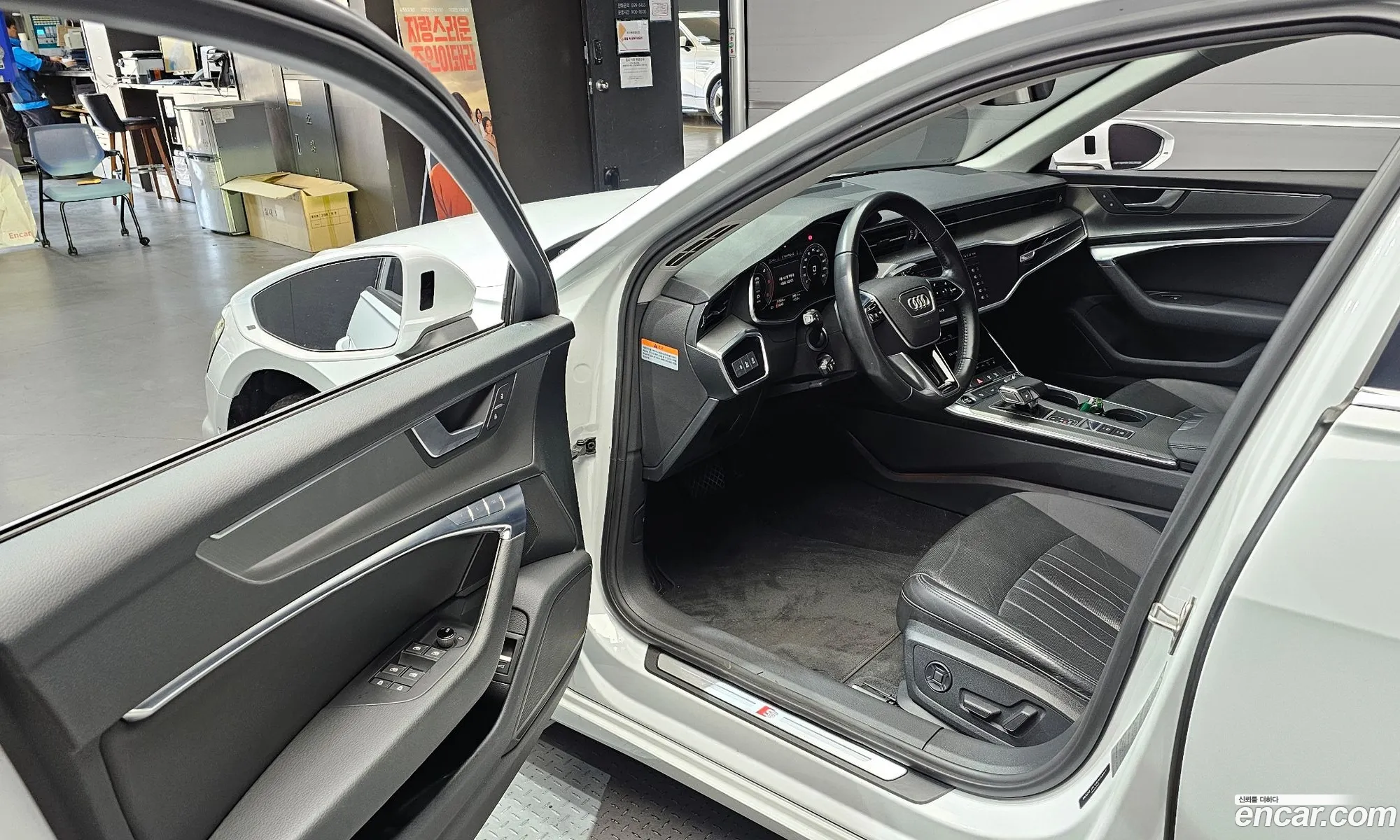 Audi A6 2021 WAUZZZF24MN006593 — 17