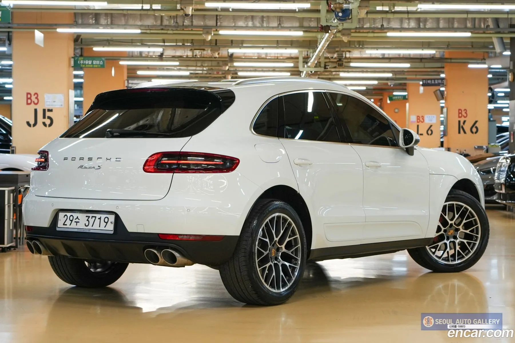 Porsche Macan 2016 — 18