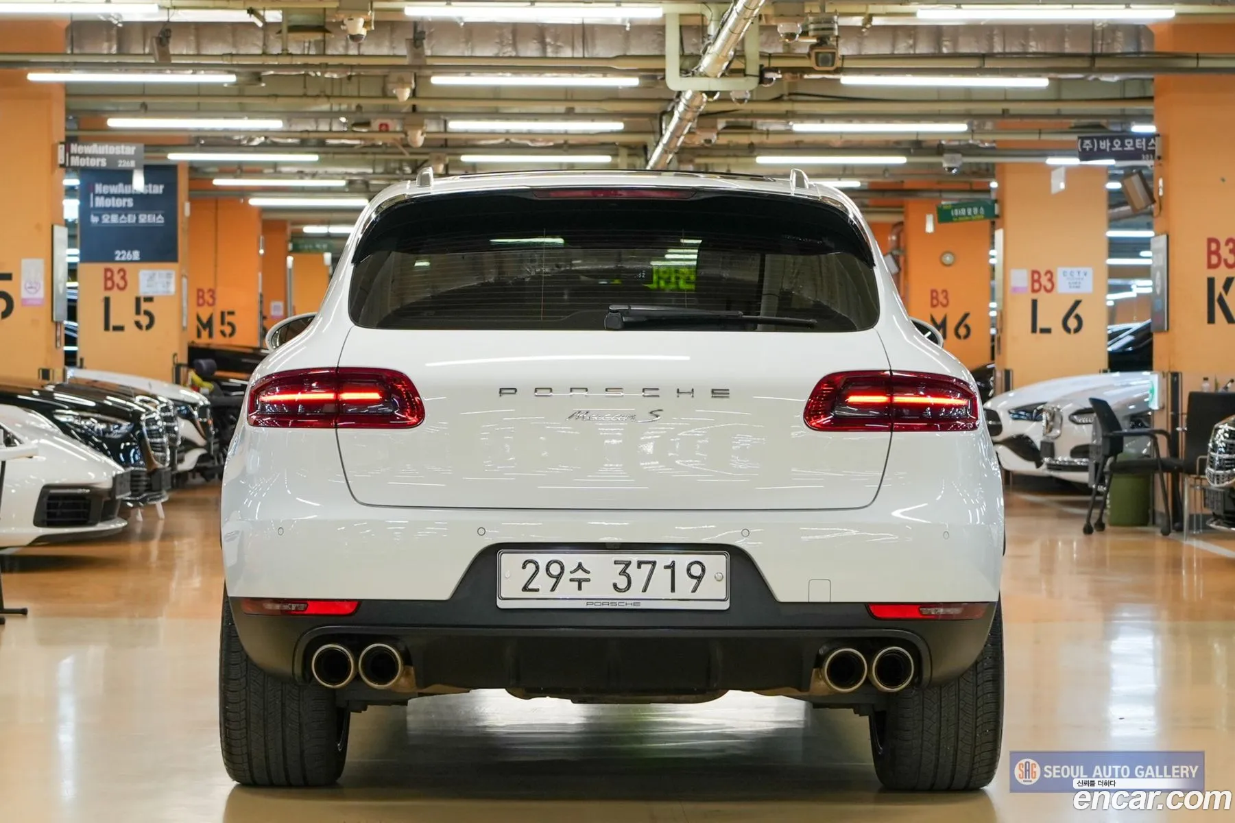 Porsche Macan 2016 — 2