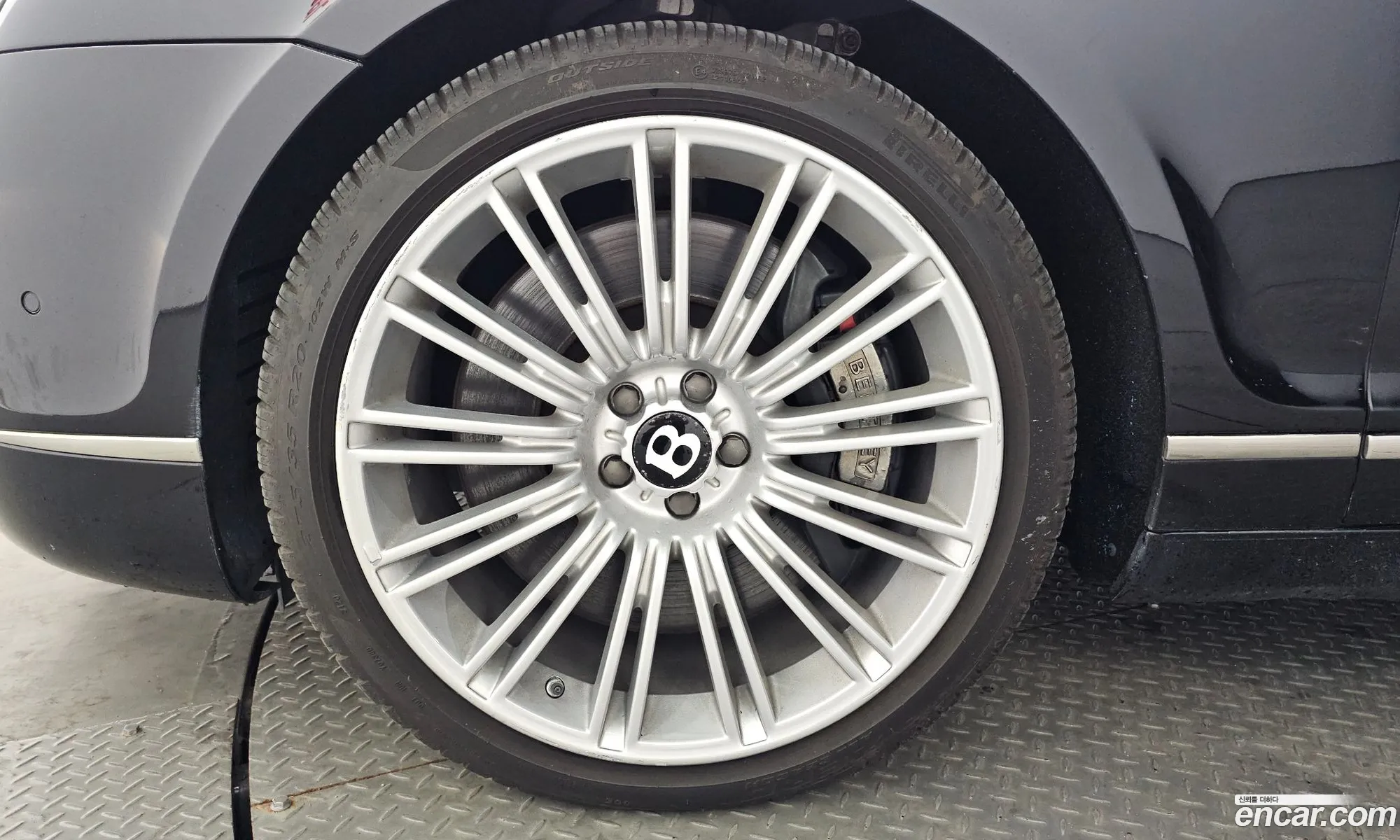 Bentley Flying Spur 2012 SCBBT53W0DC078315 — 17
