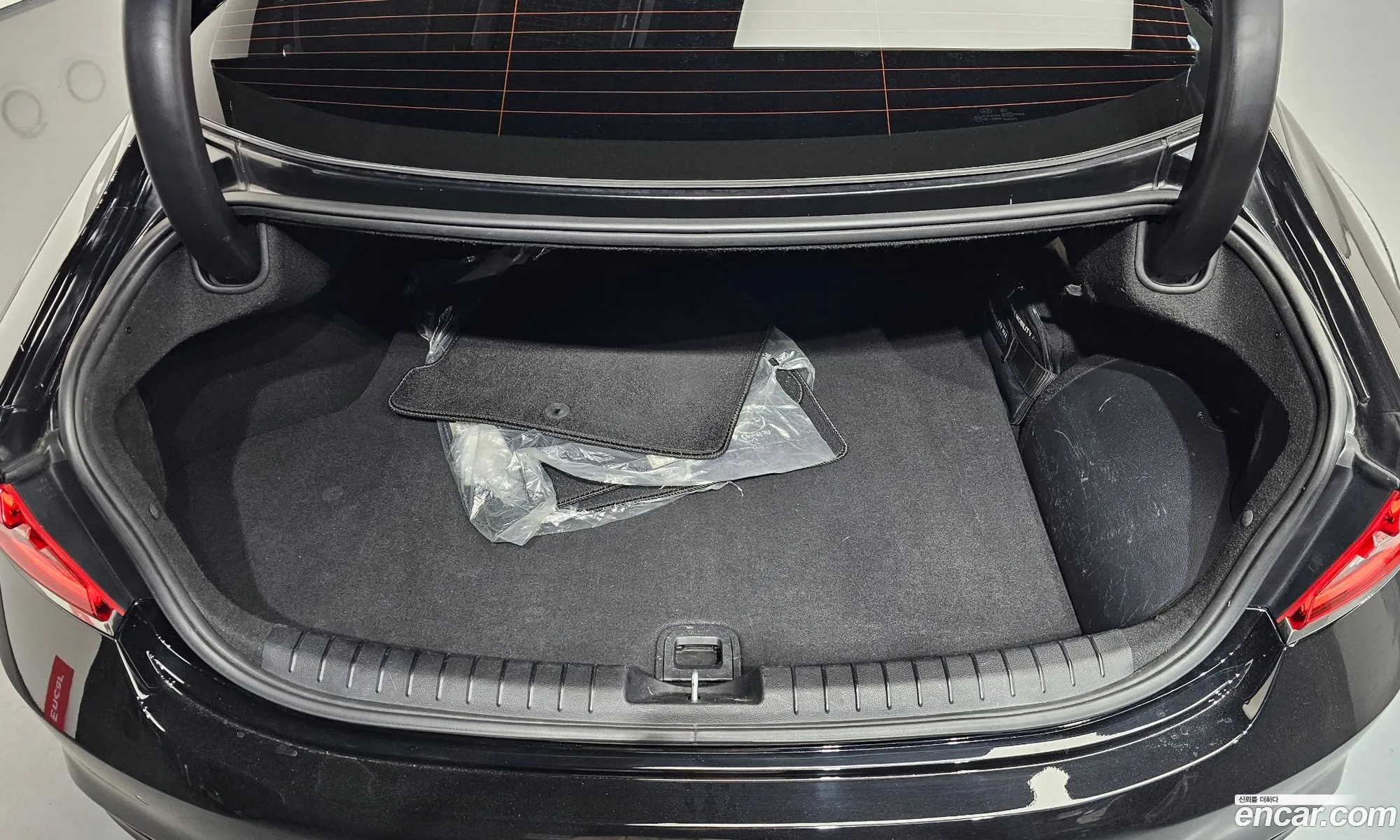 Hyundai Grandeur IG Hybrid 2018 — 13