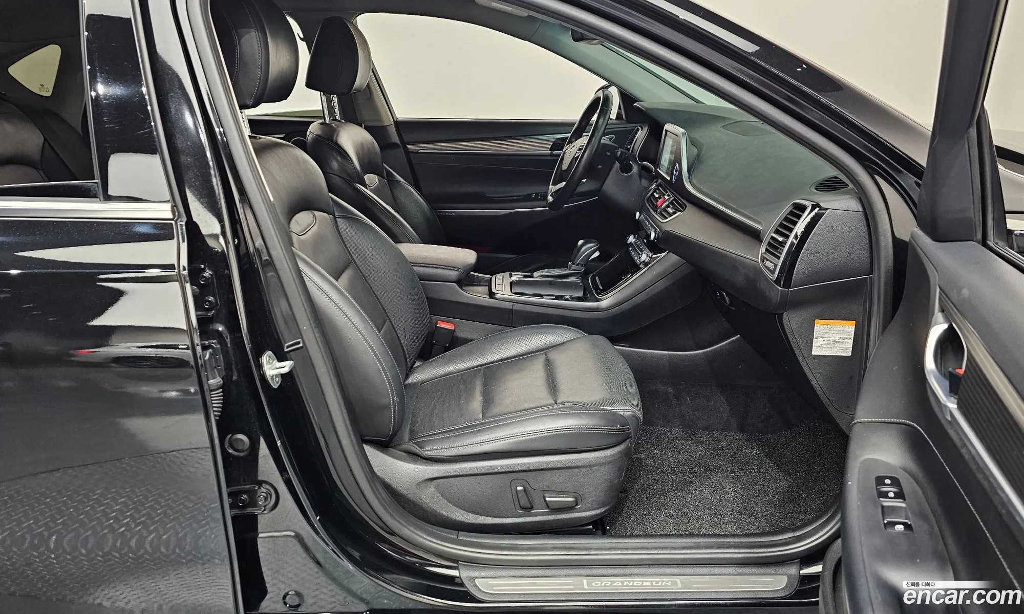 Hyundai Grandeur IG Hybrid 2018 — 20