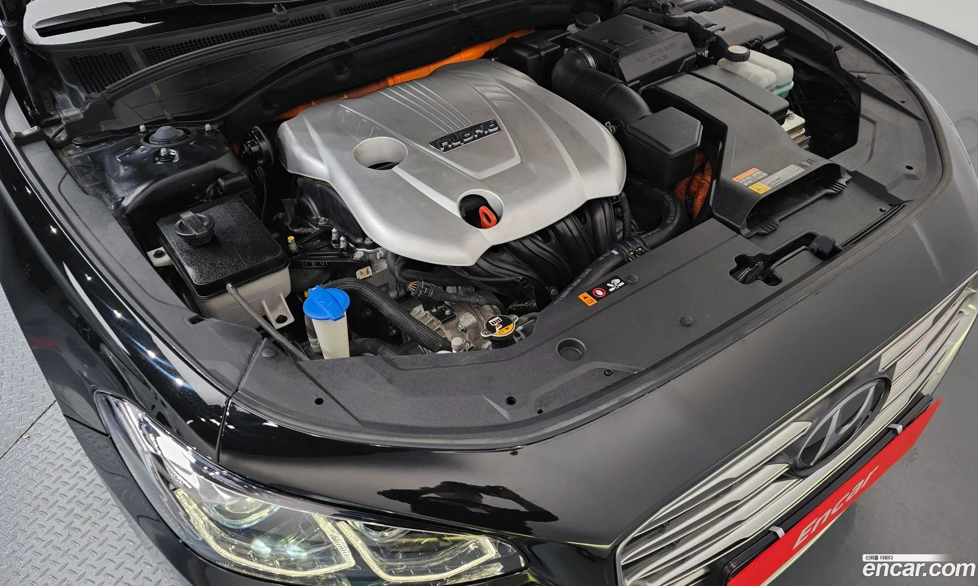 Hyundai Grandeur IG Hybrid 2018 — 4