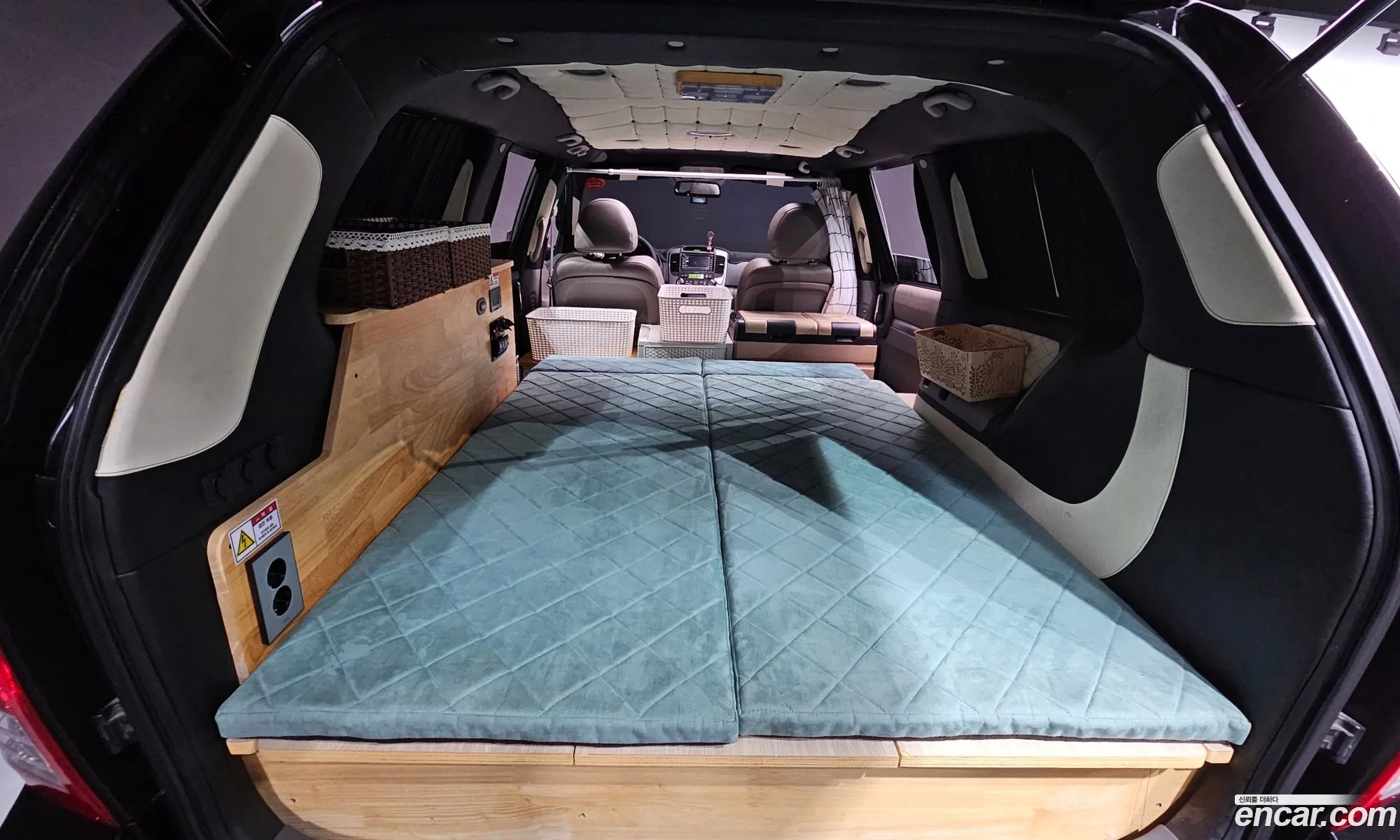 Kia Carnival R 2013 — 4